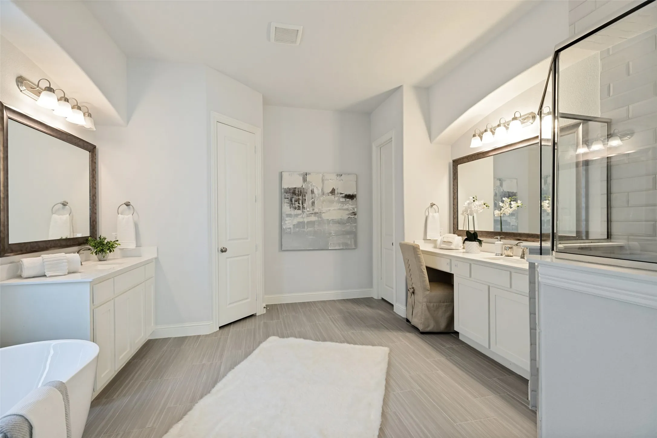 Single Family Residence For Sale in Denton County , 804 Yarrow Street, Little Elm, Texas 75068, 5 Bedroom, 5 Bathroom, 2 Garage spaces, 4,230 Sqft, built in 2021, mls#21287862, Real Estate Agent in Little Elm, Homes For Sale in Denton county, Homes For Sale in Little Elm, Realtor in Little Elm Texas, Real Estate Brokerage Independent Realty Texas, Luminita Cordes Realtor