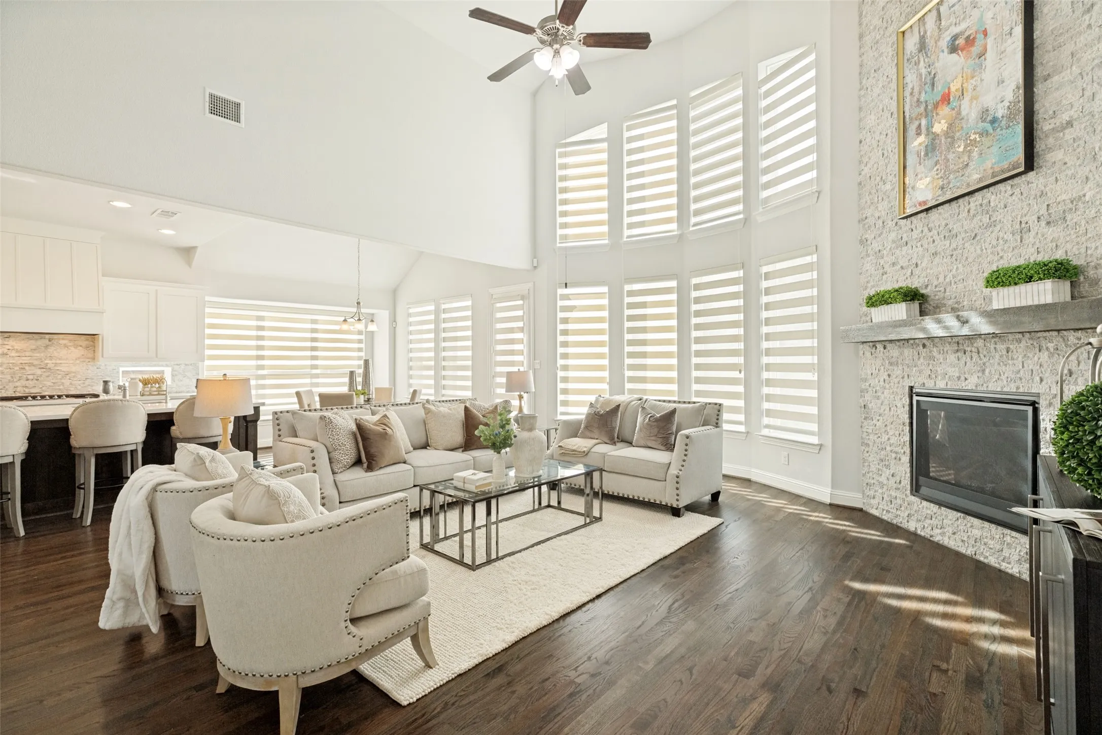 Single Family Residence For Sale in Denton County , 804 Yarrow Street, Little Elm, Texas 75068, 5 Bedroom, 5 Bathroom, 2 Garage spaces, 4,230 Sqft, built in 2021, mls#21287862, Real Estate Agent in Little Elm, Homes For Sale in Denton county, Homes For Sale in Little Elm, Realtor in Little Elm Texas, Real Estate Brokerage Independent Realty Texas, Luminita Cordes Realtor