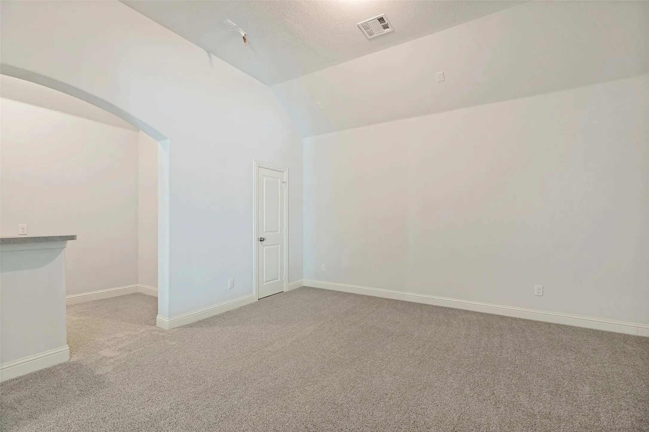 Single Family Residence For Sale in Denton County , 804 Yarrow Street, Little Elm, Texas 75068, 5 Bedroom, 5 Bathroom, 2 Garage spaces, 4,230 Sqft, built in 2021, mls#21287862, Real Estate Agent in Little Elm, Homes For Sale in Denton county, Homes For Sale in Little Elm, Realtor in Little Elm Texas, Real Estate Brokerage Independent Realty Texas, Luminita Cordes Realtor