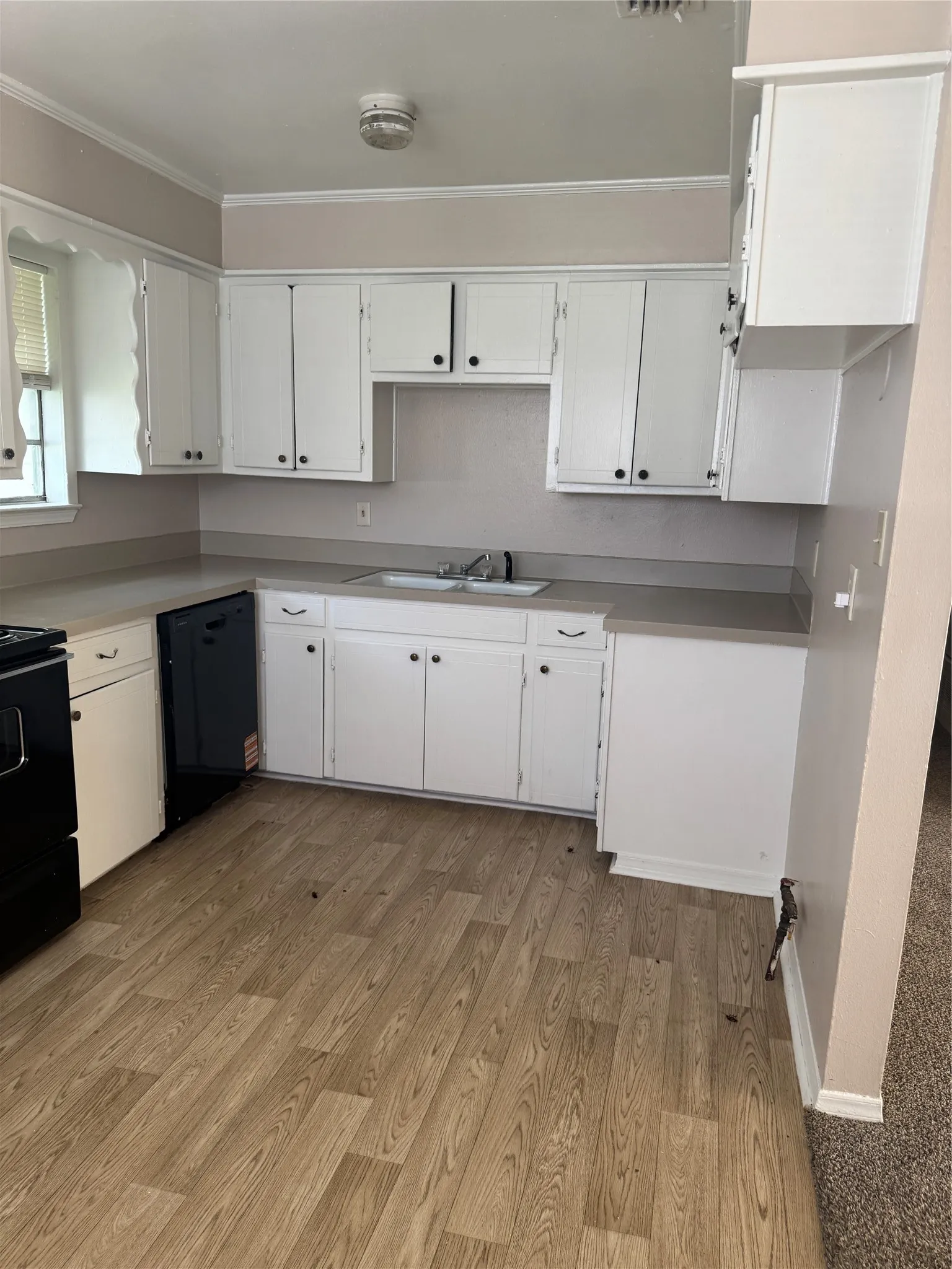 Single Family Residence For Sale in Hunt County , 4414 Roberts Street, Greenville, Texas 75401, 3 Bedroom, 1 Bathroom, Garage spaces, 1,042 Sqft, built in 1965, mls#21296205, Real Estate Agent in Greenville, Homes For Sale in Hunt county, Homes For Sale in Greenville, Realtor in Greenville Texas, Real Estate Brokerage Independent Realty Texas, Luminita Cordes Realtor