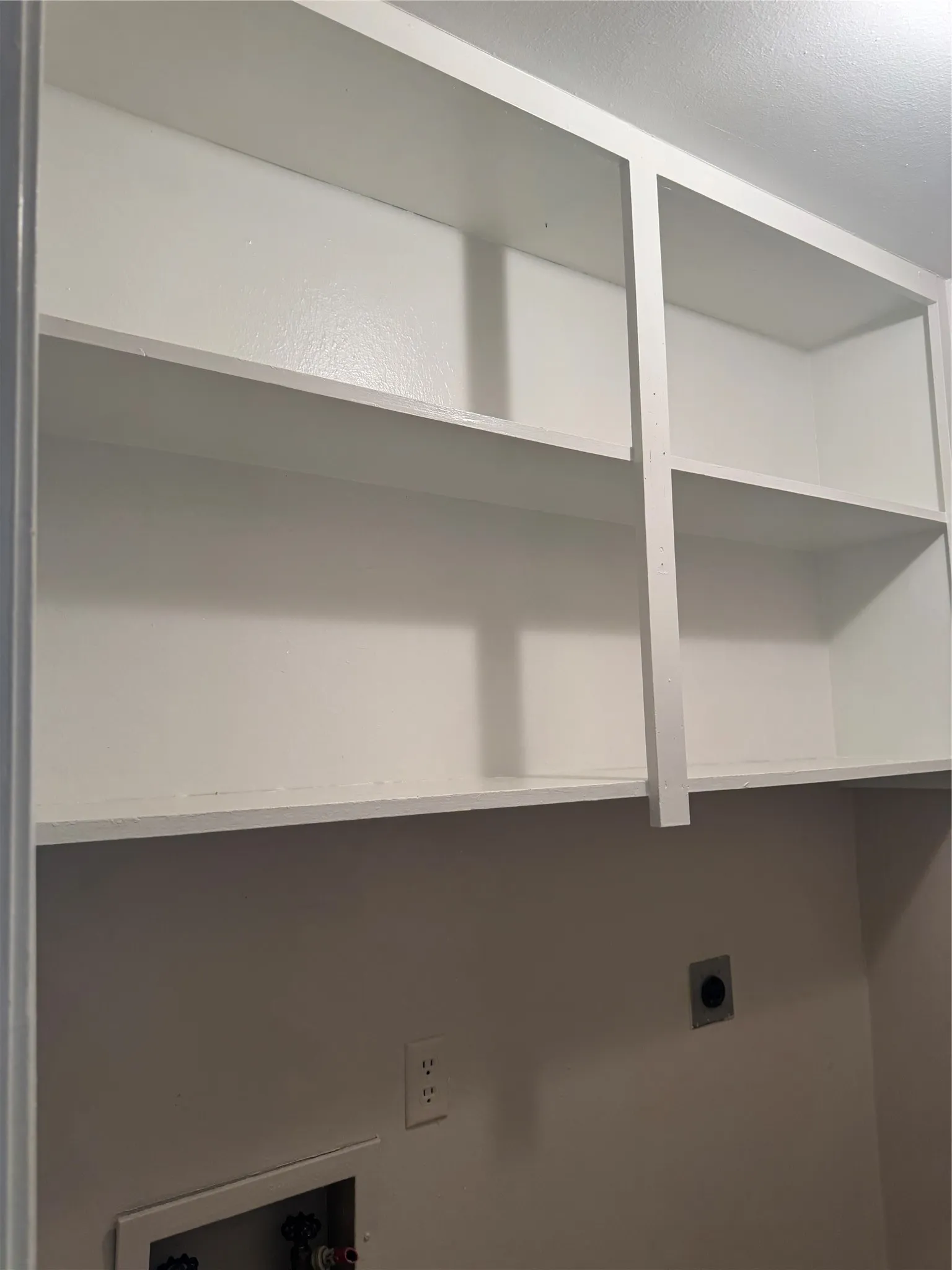 Single Family Residence For Sale in Hunt County , 4414 Roberts Street, Greenville, Texas 75401, 3 Bedroom, 1 Bathroom, Garage spaces, 1,042 Sqft, built in 1965, mls#21296205, Real Estate Agent in Greenville, Homes For Sale in Hunt county, Homes For Sale in Greenville, Realtor in Greenville Texas, Real Estate Brokerage Independent Realty Texas, Luminita Cordes Realtor