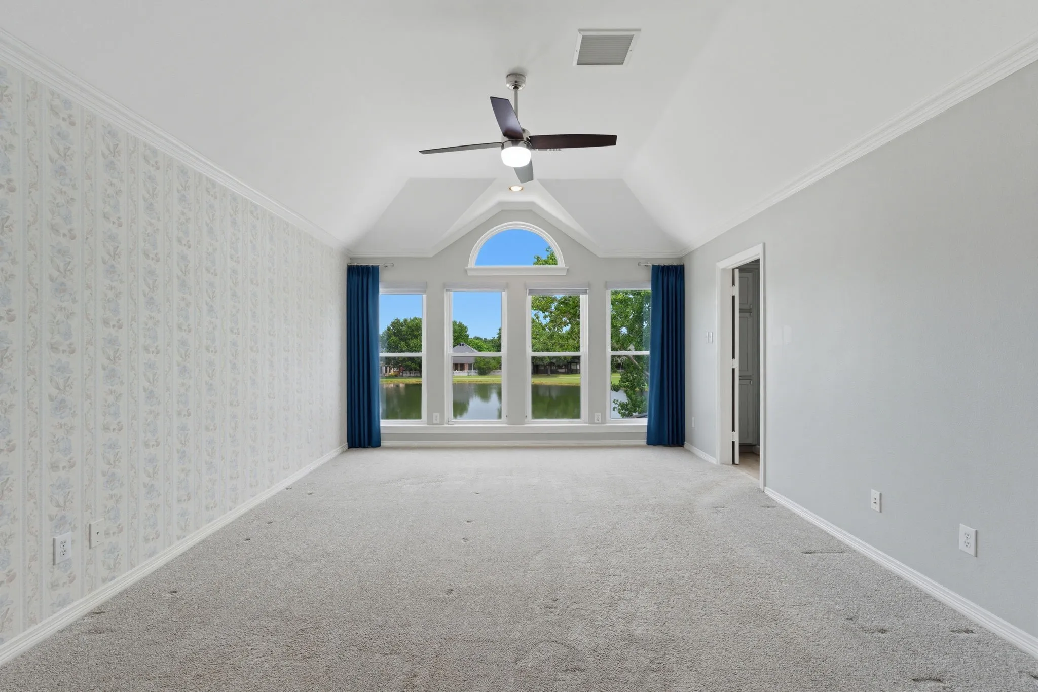 Create a retreat with views of the lake or create a cozy atmosphere with the room darkening shades.