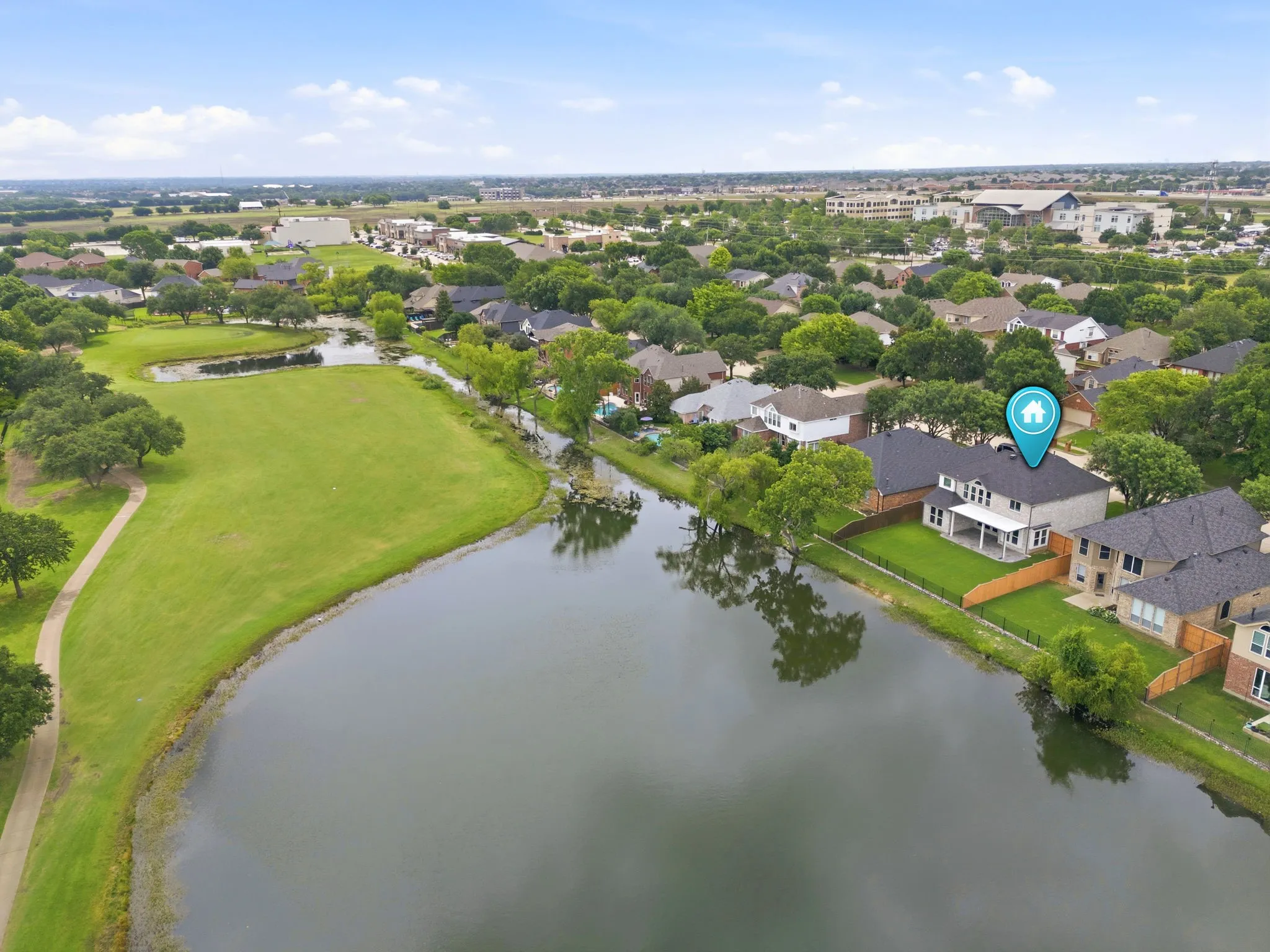 Single Family Residence For Sale in Collin County , 11954 Shoal Creek Drive, Frisco, Texas 75035, 4 Bedroom, 3 Bathroom, 2 Garage spaces, 2,780 Sqft, built in 2000, mls#21254603, Real Estate Agent in Frisco, Homes For Sale in Collin county, Homes For Sale in Frisco, Realtor in Frisco Texas, Real Estate Brokerage Independent Realty Texas, Luminita Cordes Realtor