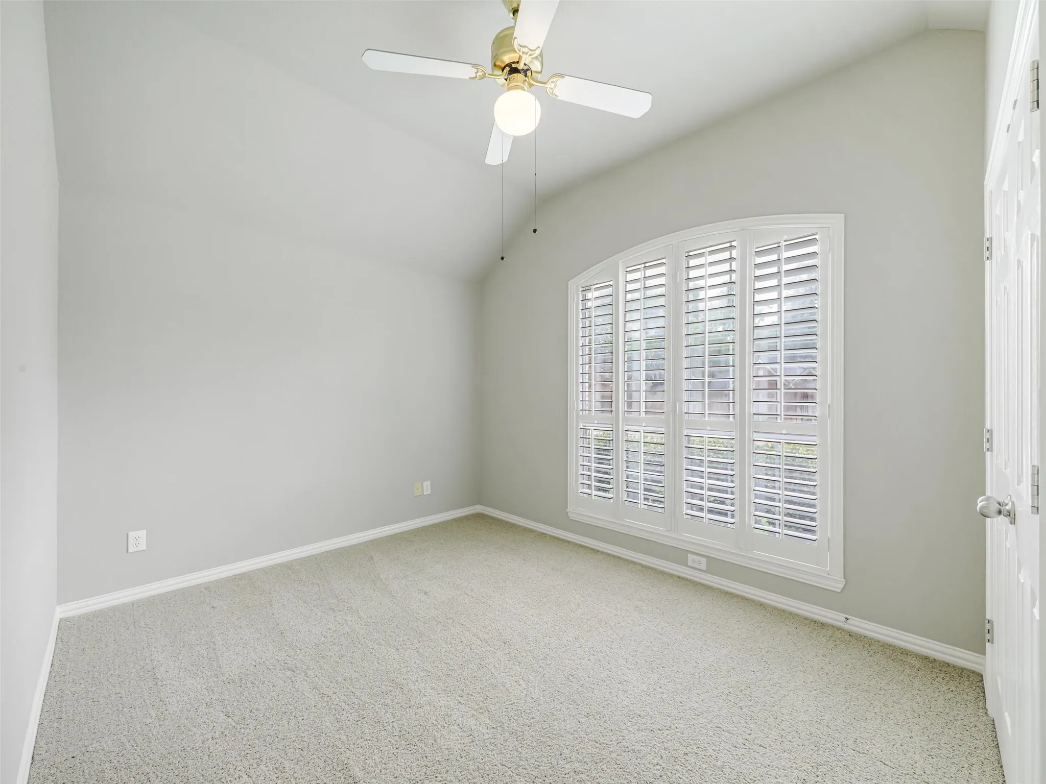 Single Family Residence For Sale in Collin County , 8502 Prescott Circle, Frisco, Texas 75033, 3 Bedroom, 2 Bathroom, 2 Garage spaces, 2,122 Sqft, built in 1996, mls#21283124, Real Estate Agent in Frisco, Homes For Sale in Collin county, Homes For Sale in Frisco, Realtor in Frisco Texas, Real Estate Brokerage Independent Realty Texas, Luminita Cordes Realtor