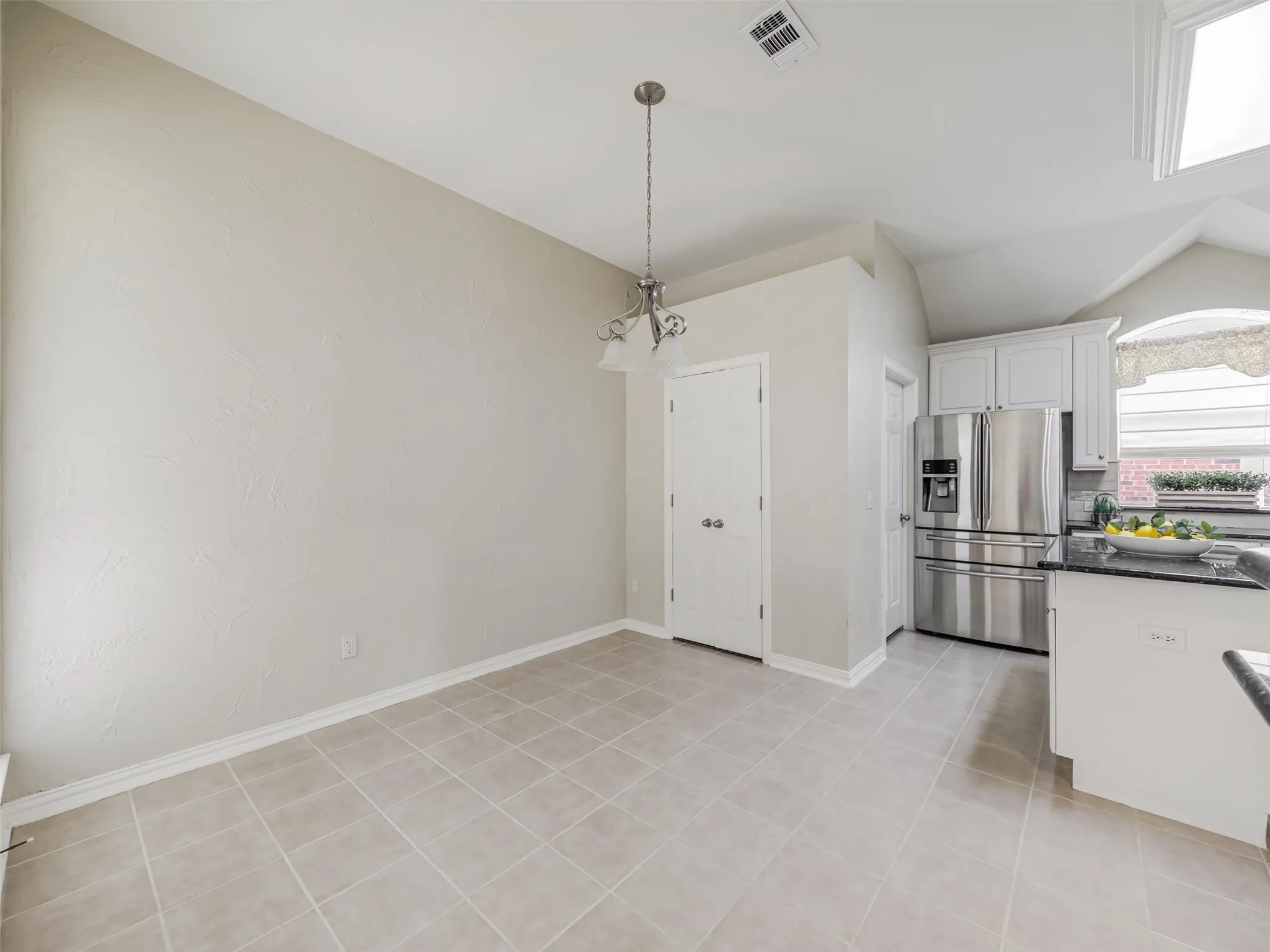 Single Family Residence For Sale in Collin County , 8502 Prescott Circle, Frisco, Texas 75033, 3 Bedroom, 2 Bathroom, 2 Garage spaces, 2,122 Sqft, built in 1996, mls#21283124, Real Estate Agent in Frisco, Homes For Sale in Collin county, Homes For Sale in Frisco, Realtor in Frisco Texas, Real Estate Brokerage Independent Realty Texas, Luminita Cordes Realtor