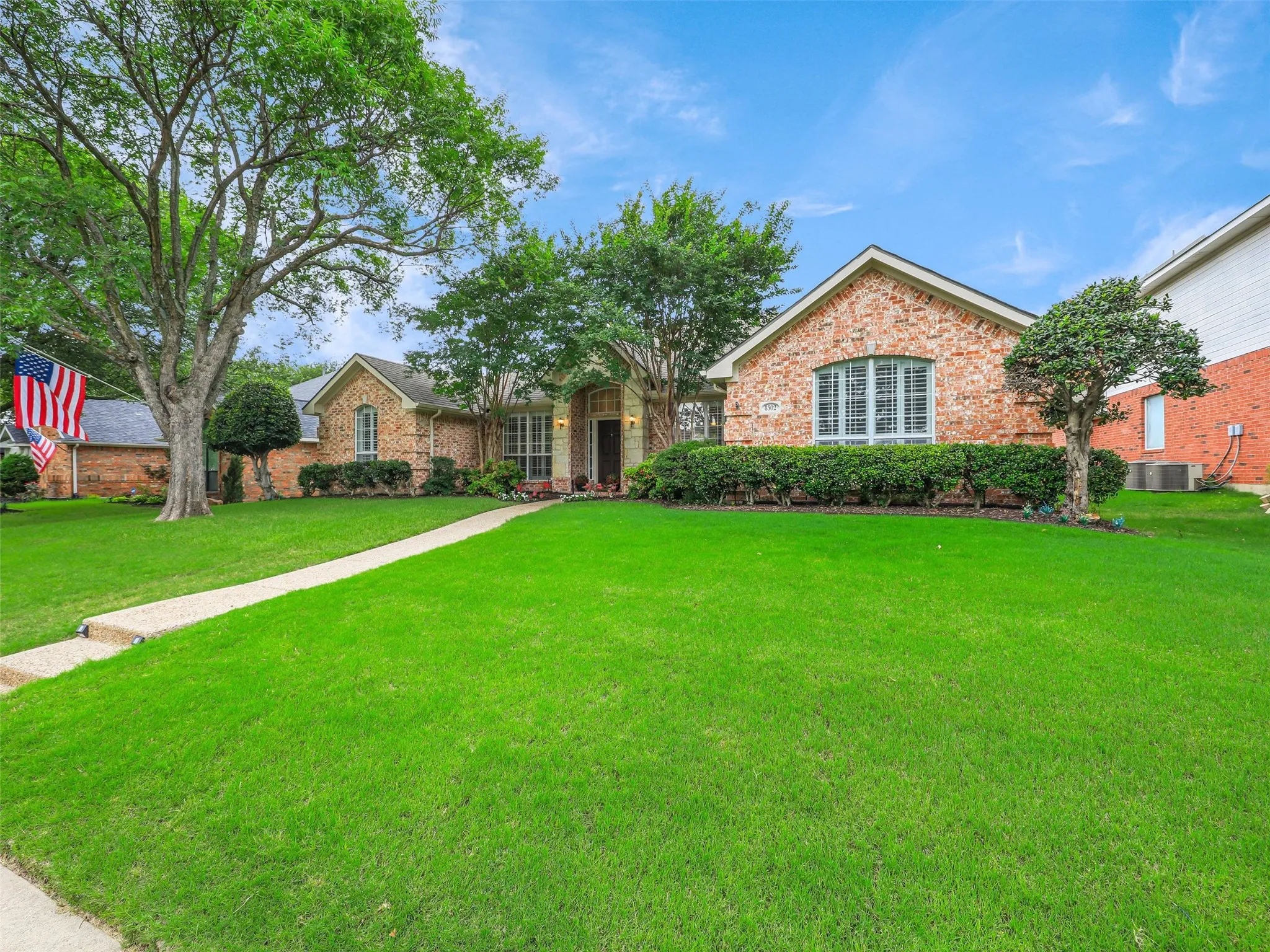 Single Family Residence For Sale in Collin County , 8502 Prescott Circle, Frisco, Texas 75033, 3 Bedroom, 2 Bathroom, 2 Garage spaces, 2,122 Sqft, built in 1996, mls#21283124, Real Estate Agent in Frisco, Homes For Sale in Collin county, Homes For Sale in Frisco, Realtor in Frisco Texas, Real Estate Brokerage Independent Realty Texas, Luminita Cordes Realtor