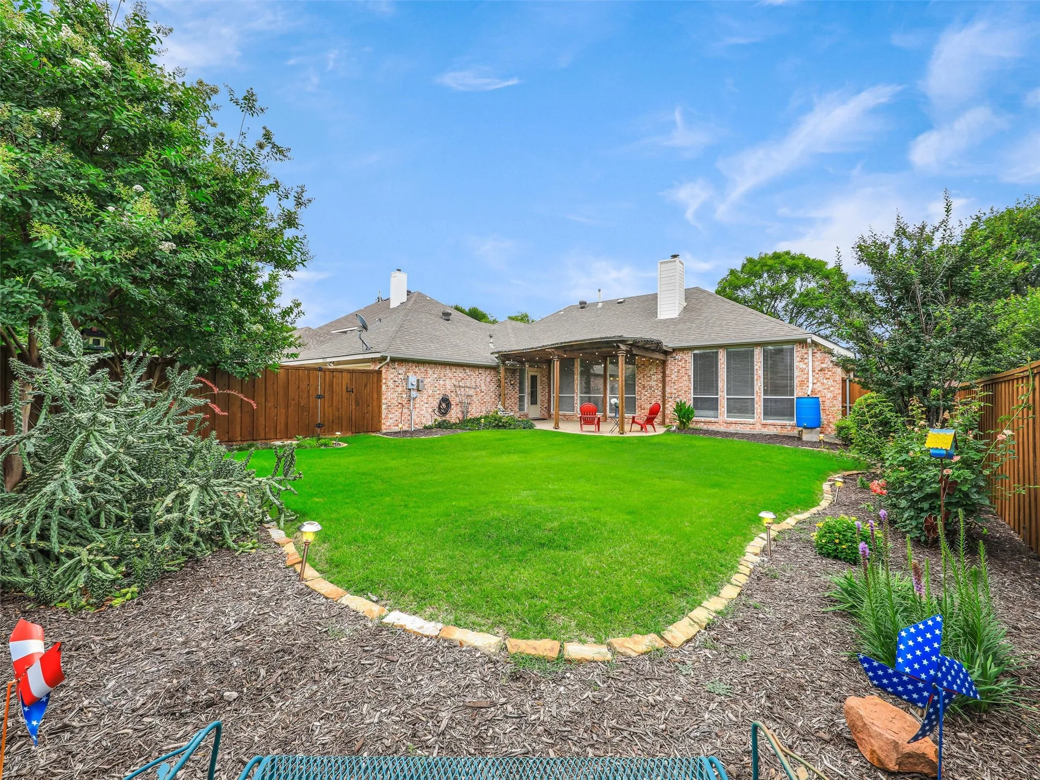 Single Family Residence For Sale in Collin County , 8502 Prescott Circle, Frisco, Texas 75033, 3 Bedroom, 2 Bathroom, 2 Garage spaces, 2,122 Sqft, built in 1996, mls#21283124, Real Estate Agent in Frisco, Homes For Sale in Collin county, Homes For Sale in Frisco, Realtor in Frisco Texas, Real Estate Brokerage Independent Realty Texas, Luminita Cordes Realtor