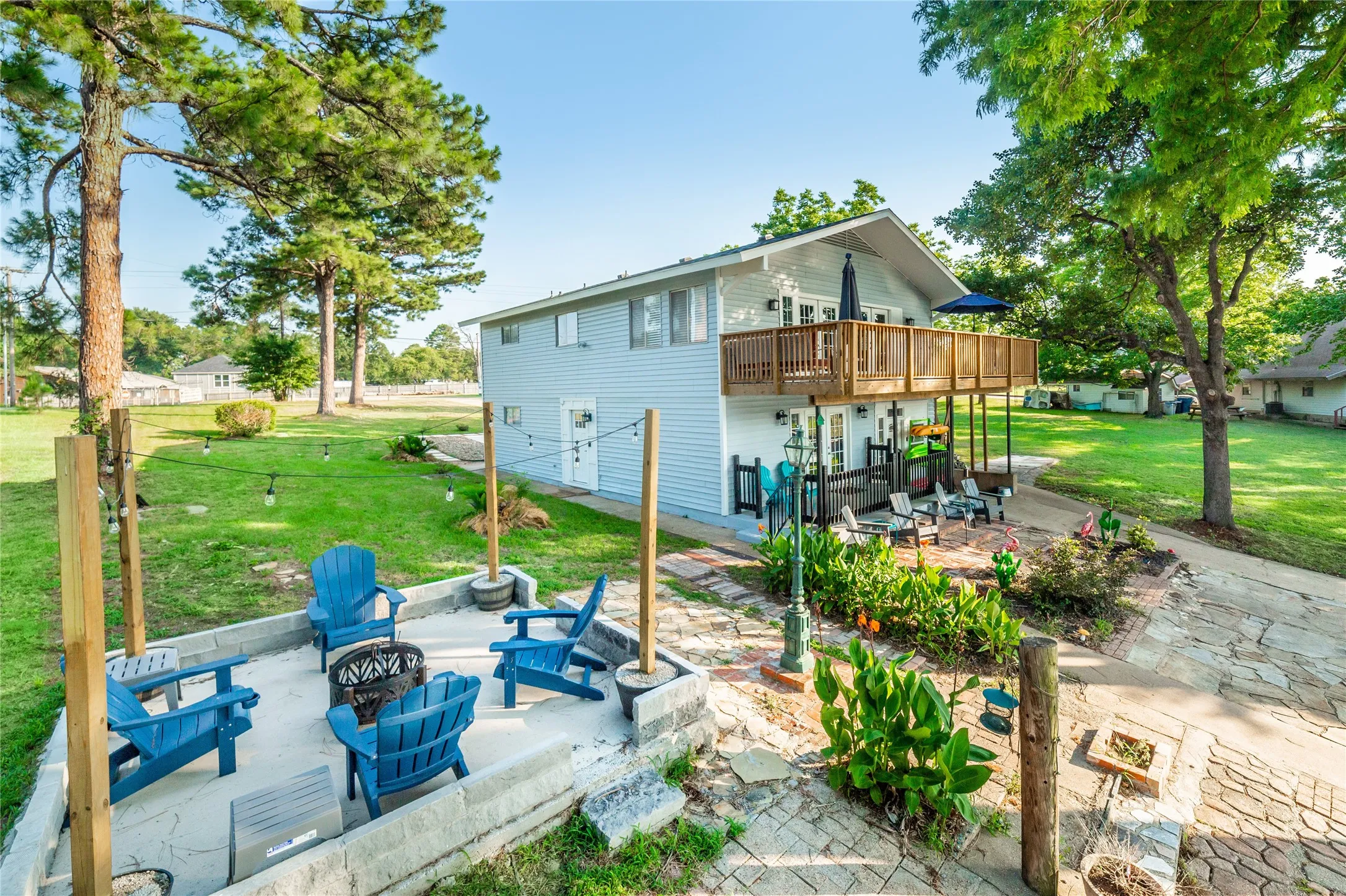 Single Family Residence For Sale in Henderson County , 2100 Mason Lane, Tool, Texas 75143, 4 Bedroom, 3 Bathroom, Garage spaces, 2,136 Sqft, built in 1969, mls#21296802, Real Estate Agent in Tool, Homes For Sale in Henderson county, Homes For Sale in Tool, Realtor in Tool Texas, Real Estate Brokerage Independent Realty Texas, Luminita Cordes Realtor