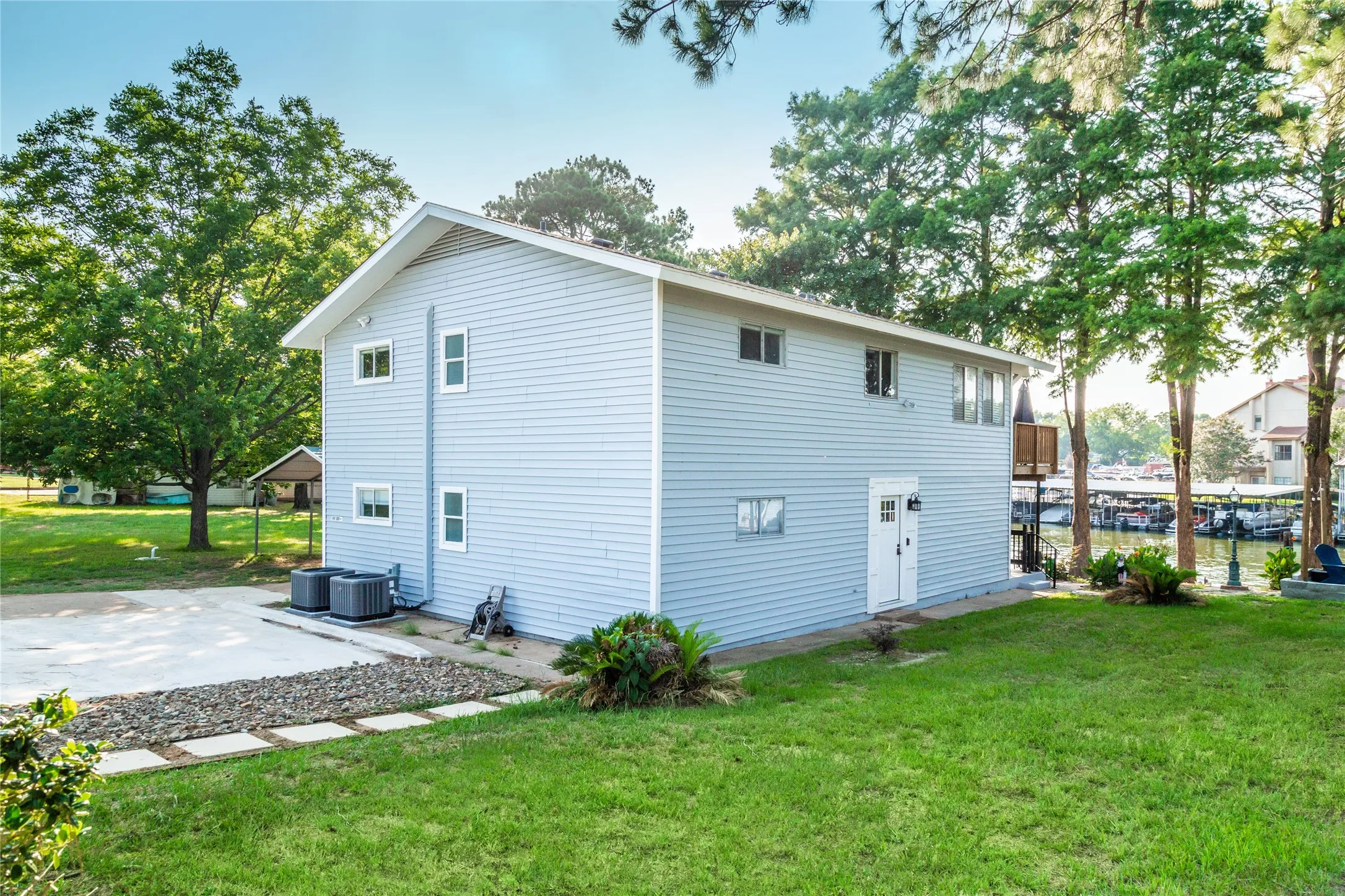 Single Family Residence For Sale in Henderson County , 2100 Mason Lane, Tool, Texas 75143, 4 Bedroom, 3 Bathroom, Garage spaces, 2,136 Sqft, built in 1969, mls#21296802, Real Estate Agent in Tool, Homes For Sale in Henderson county, Homes For Sale in Tool, Realtor in Tool Texas, Real Estate Brokerage Independent Realty Texas, Luminita Cordes Realtor