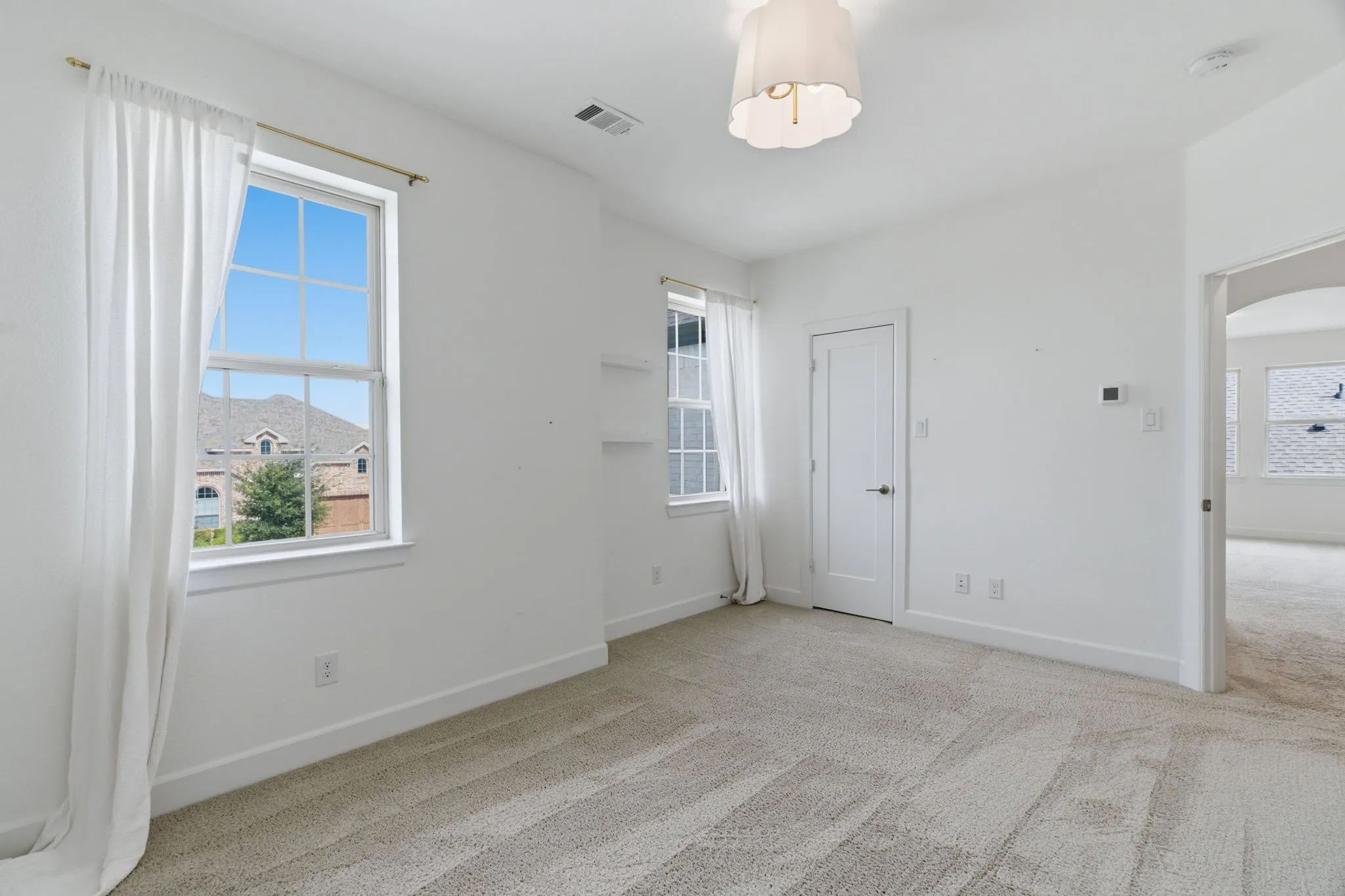 Single Family Residence For Sale in Denton County , 1508 Moss Trail Court, Argyle, Texas 76226, 4 Bedroom, 3 Bathroom, 2 Garage spaces, 3,082 Sqft, built in 2020, mls#21297195, Real Estate Agent in Argyle, Homes For Sale in Denton county, Homes For Sale in Argyle, Realtor in Argyle Texas, Real Estate Brokerage Independent Realty Texas, Luminita Cordes Realtor