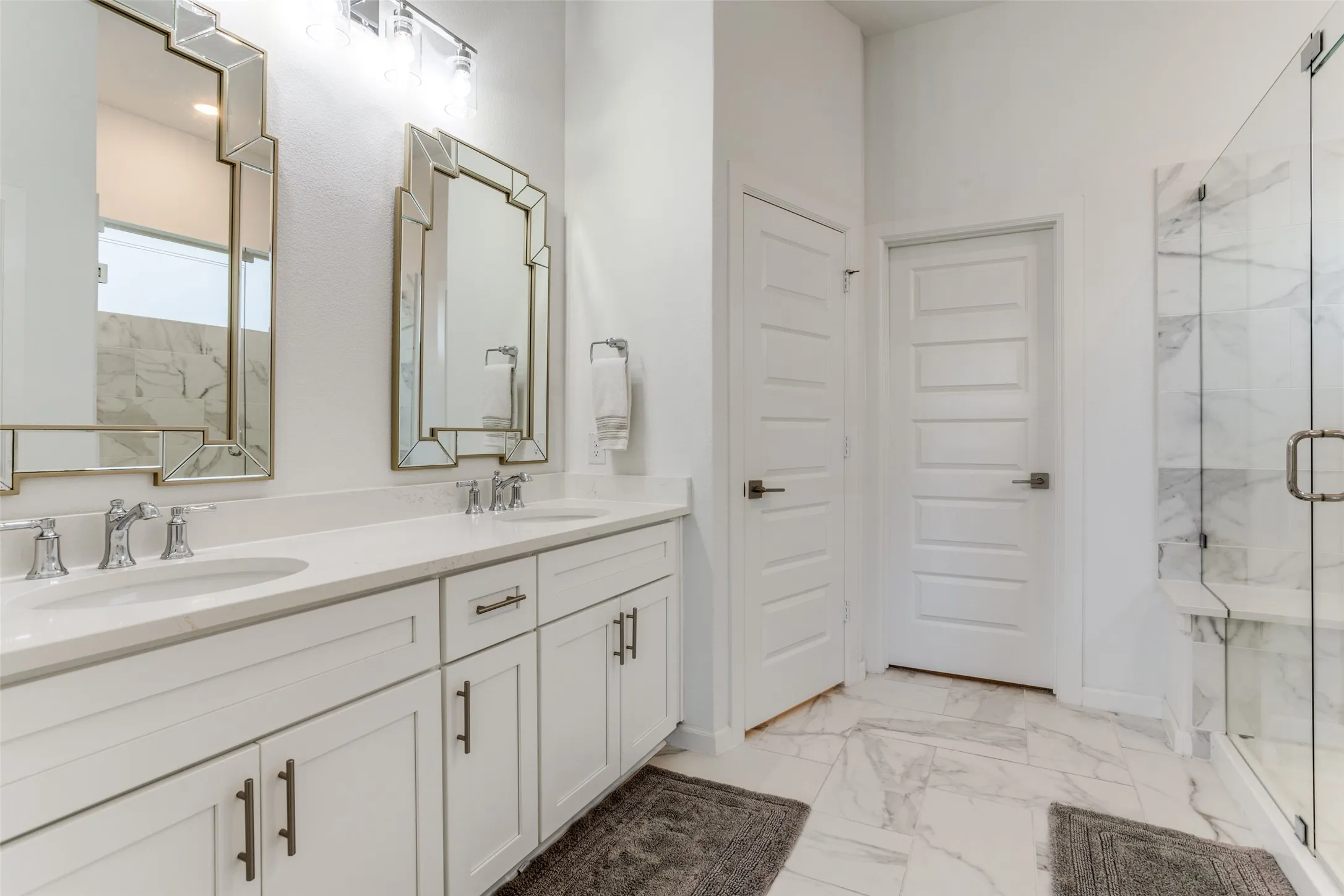 Single Family Residence For Sale in Collin County , 3111 Eagle Lane, Melissa, Texas 75454, 4 Bedroom, 3 Bathroom, 2 Garage spaces, 2,339 Sqft, built in 2021, mls#21297102, Real Estate Agent in Melissa, Homes For Sale in Collin county, Homes For Sale in Melissa, Realtor in Melissa Texas, Real Estate Brokerage Independent Realty Texas, Luminita Cordes Realtor