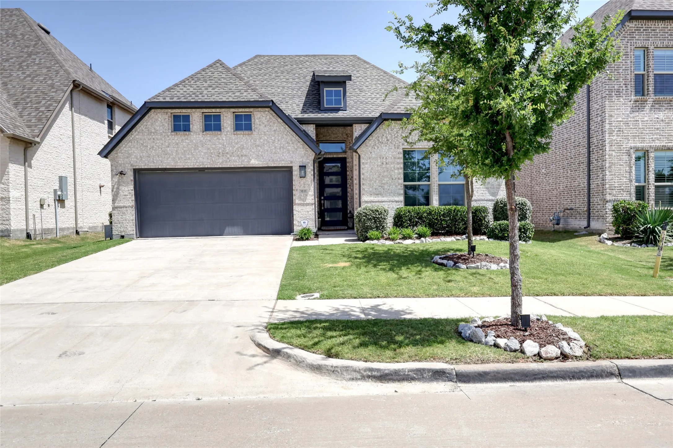 Single Family Residence For Sale in Collin County , 3111 Eagle Lane, Melissa, Texas 75454, 4 Bedroom, 3 Bathroom, 2 Garage spaces, 2,339 Sqft, built in 2021, mls#21297102, Real Estate Agent in Melissa, Homes For Sale in Collin county, Homes For Sale in Melissa, Realtor in Melissa Texas, Real Estate Brokerage Independent Realty Texas, Luminita Cordes Realtor