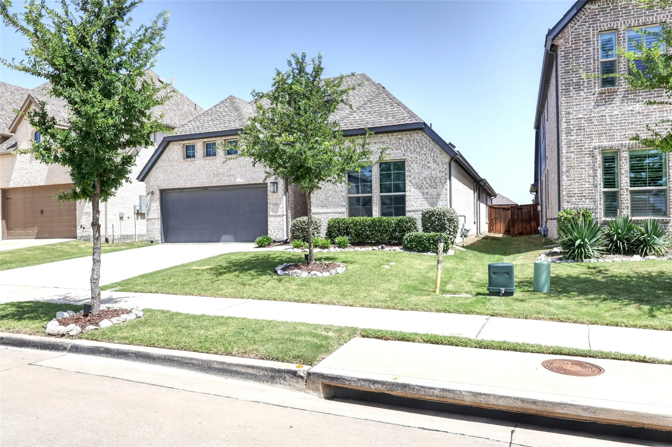 Single Family Residence For Sale in Collin County , 3111 Eagle Lane, Melissa, Texas 75454, 4 Bedroom, 3 Bathroom, 2 Garage spaces, 2,339 Sqft, built in 2021, mls#21297102, Real Estate Agent in Melissa, Homes For Sale in Collin county, Homes For Sale in Melissa, Realtor in Melissa Texas, Real Estate Brokerage Independent Realty Texas, Luminita Cordes Realtor