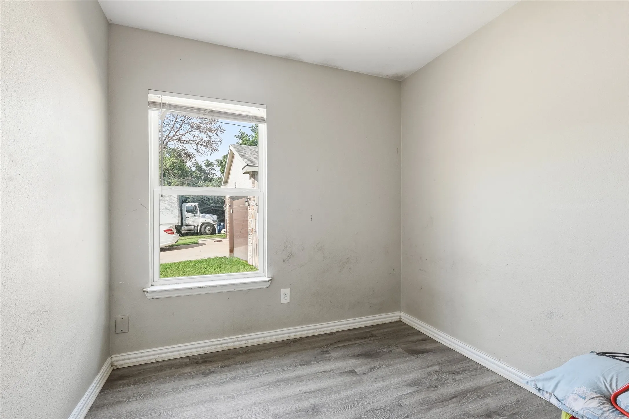 Single Family Residence For Sale in Dallas County , 2826 Marburg Street, Dallas, Texas 75215, 3 Bedroom, 1 Bathroom, Garage spaces, 783 Sqft, built in 2019, mls#21296589, Real Estate Agent in Dallas, Homes For Sale in Dallas county, Homes For Sale in Dallas, Realtor in Dallas Texas, Real Estate Brokerage Independent Realty Texas, Luminita Cordes Realtor