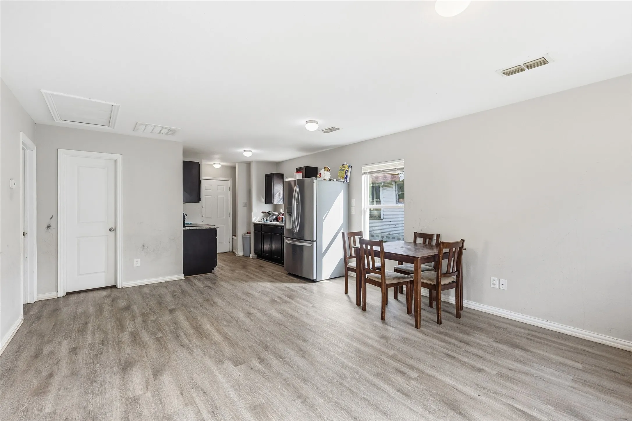 Single Family Residence For Sale in Dallas County , 2826 Marburg Street, Dallas, Texas 75215, 3 Bedroom, 1 Bathroom, Garage spaces, 783 Sqft, built in 2019, mls#21296589, Real Estate Agent in Dallas, Homes For Sale in Dallas county, Homes For Sale in Dallas, Realtor in Dallas Texas, Real Estate Brokerage Independent Realty Texas, Luminita Cordes Realtor