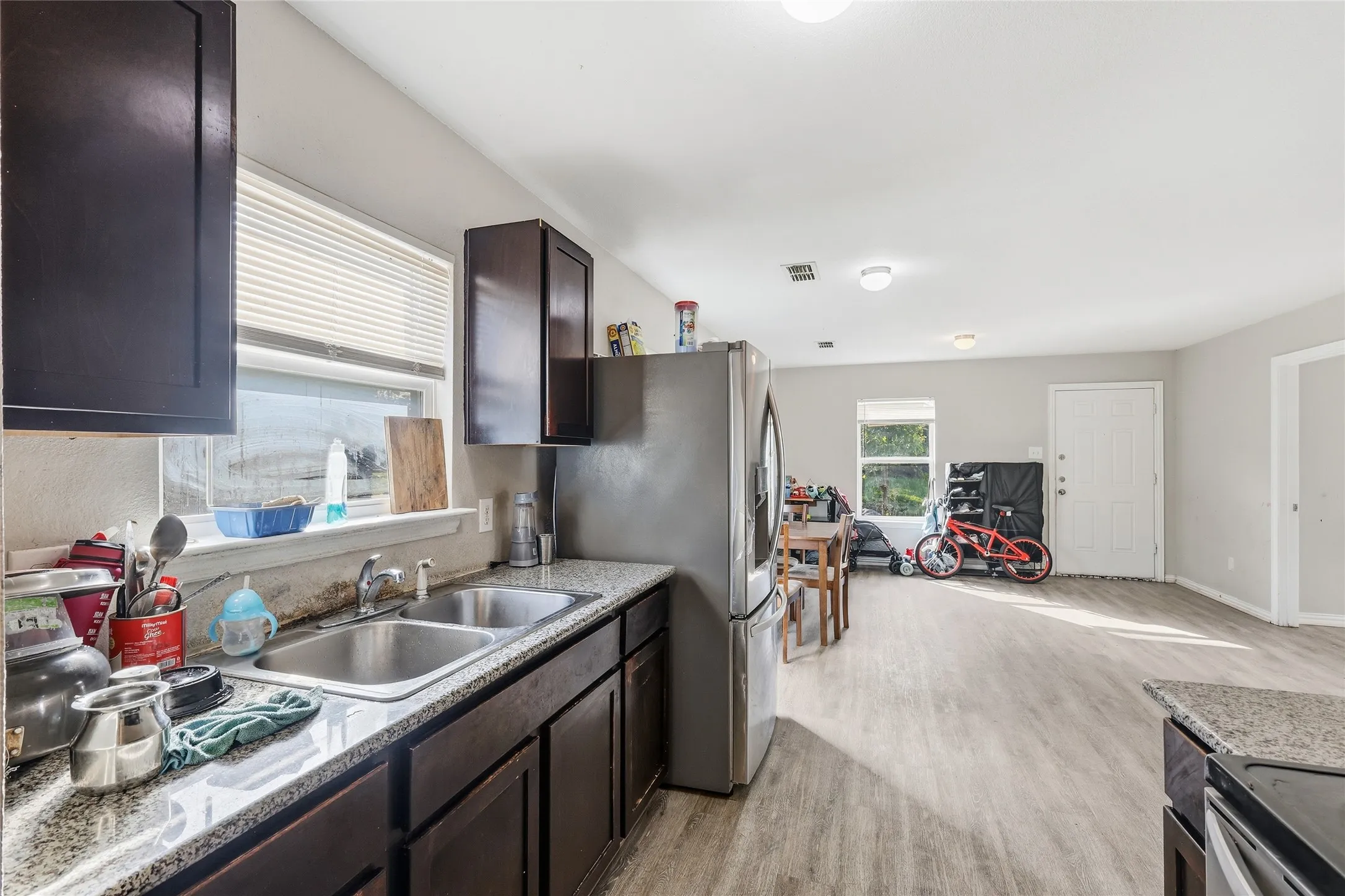 Single Family Residence For Sale in Dallas County , 2826 Marburg Street, Dallas, Texas 75215, 3 Bedroom, 1 Bathroom, Garage spaces, 783 Sqft, built in 2019, mls#21296589, Real Estate Agent in Dallas, Homes For Sale in Dallas county, Homes For Sale in Dallas, Realtor in Dallas Texas, Real Estate Brokerage Independent Realty Texas, Luminita Cordes Realtor