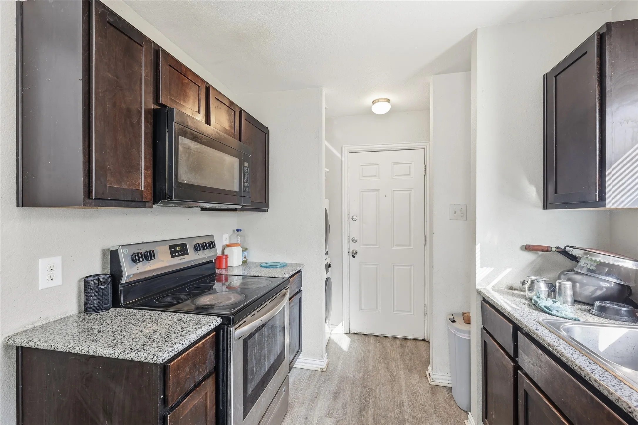 Single Family Residence For Sale in Dallas County , 2826 Marburg Street, Dallas, Texas 75215, 3 Bedroom, 1 Bathroom, Garage spaces, 783 Sqft, built in 2019, mls#21296589, Real Estate Agent in Dallas, Homes For Sale in Dallas county, Homes For Sale in Dallas, Realtor in Dallas Texas, Real Estate Brokerage Independent Realty Texas, Luminita Cordes Realtor
