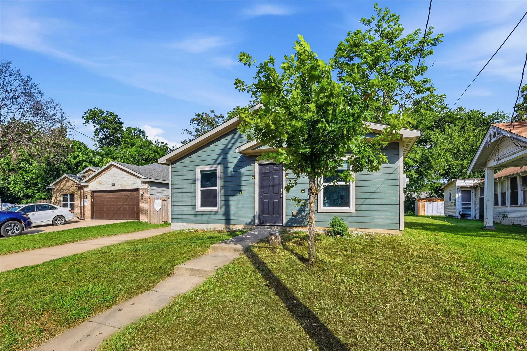 Single Family Residence For Sale in Dallas County , 2826 Marburg Street, Dallas, Texas 75215, 3 Bedroom, 1 Bathroom, Garage spaces, 783 Sqft, built in 2019, mls#21296589, Real Estate Agent in Dallas, Homes For Sale in Dallas county, Homes For Sale in Dallas, Realtor in Dallas Texas, Real Estate Brokerage Independent Realty Texas, Luminita Cordes Realtor