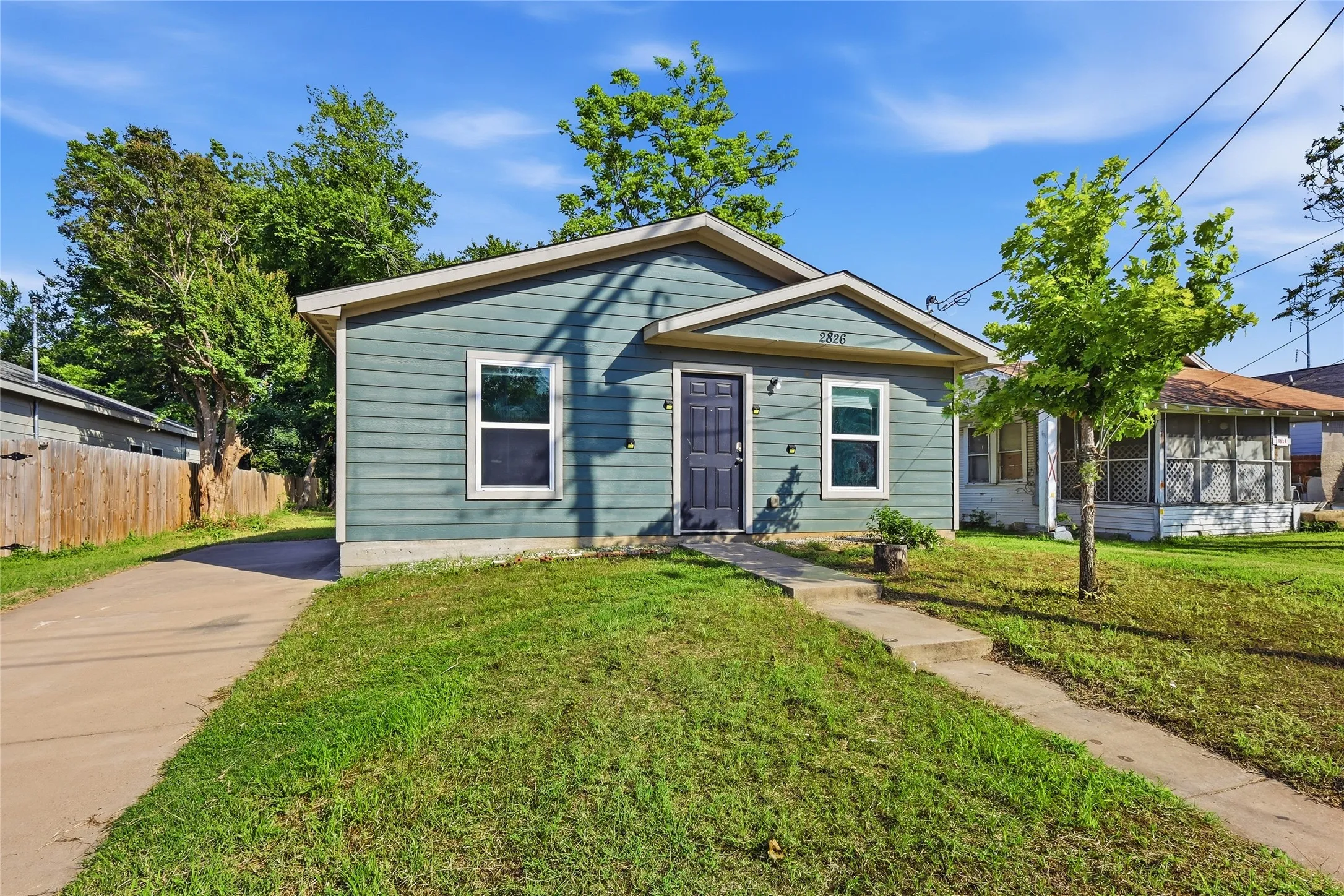 Single Family Residence For Sale in Dallas County , 2826 Marburg Street, Dallas, Texas 75215, 3 Bedroom, 1 Bathroom, Garage spaces, 783 Sqft, built in 2019, mls#21296589, Real Estate Agent in Dallas, Homes For Sale in Dallas county, Homes For Sale in Dallas, Realtor in Dallas Texas, Real Estate Brokerage Independent Realty Texas, Luminita Cordes Realtor