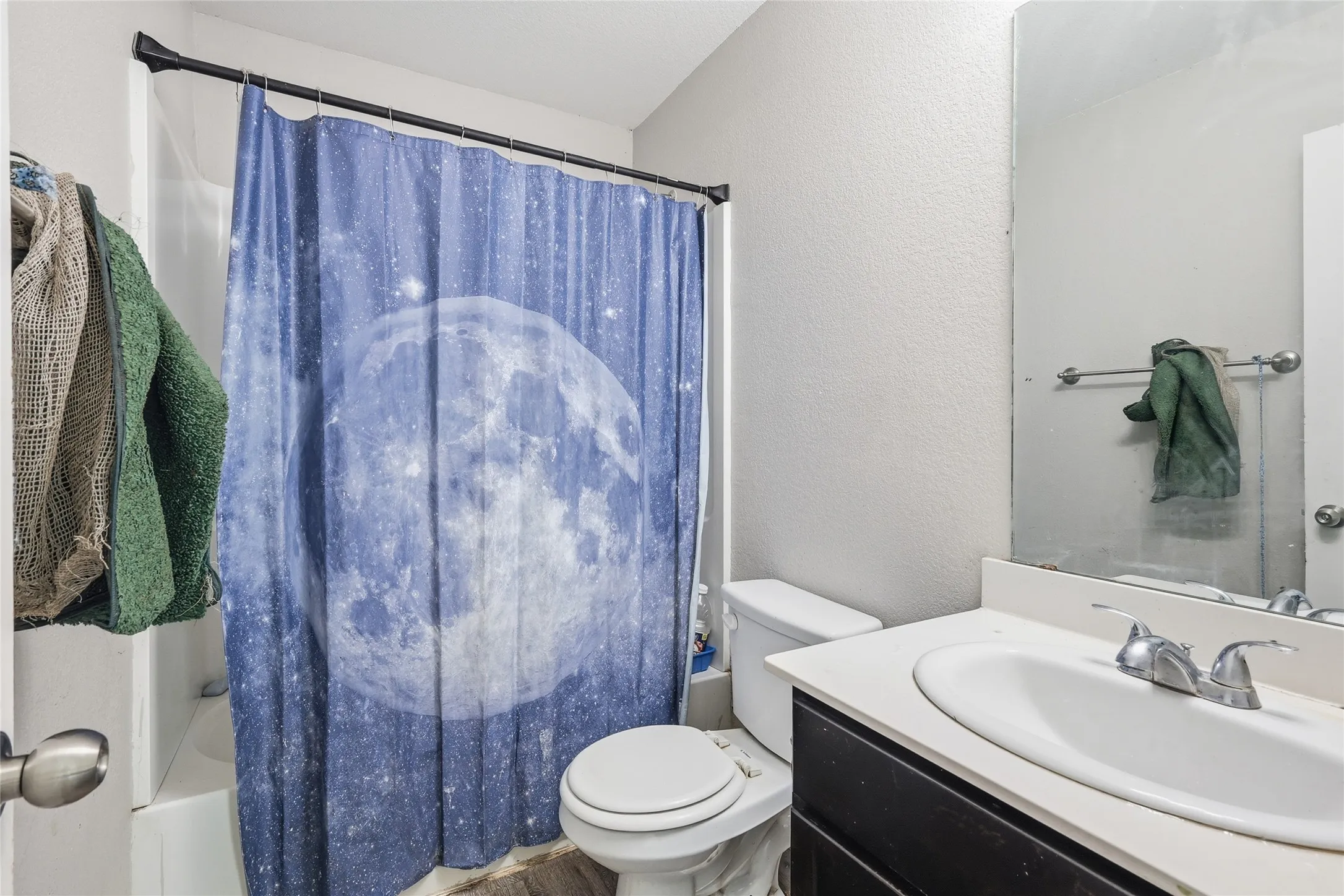 Single Family Residence For Sale in Dallas County , 2826 Marburg Street, Dallas, Texas 75215, 3 Bedroom, 1 Bathroom, Garage spaces, 783 Sqft, built in 2019, mls#21296589, Real Estate Agent in Dallas, Homes For Sale in Dallas county, Homes For Sale in Dallas, Realtor in Dallas Texas, Real Estate Brokerage Independent Realty Texas, Luminita Cordes Realtor