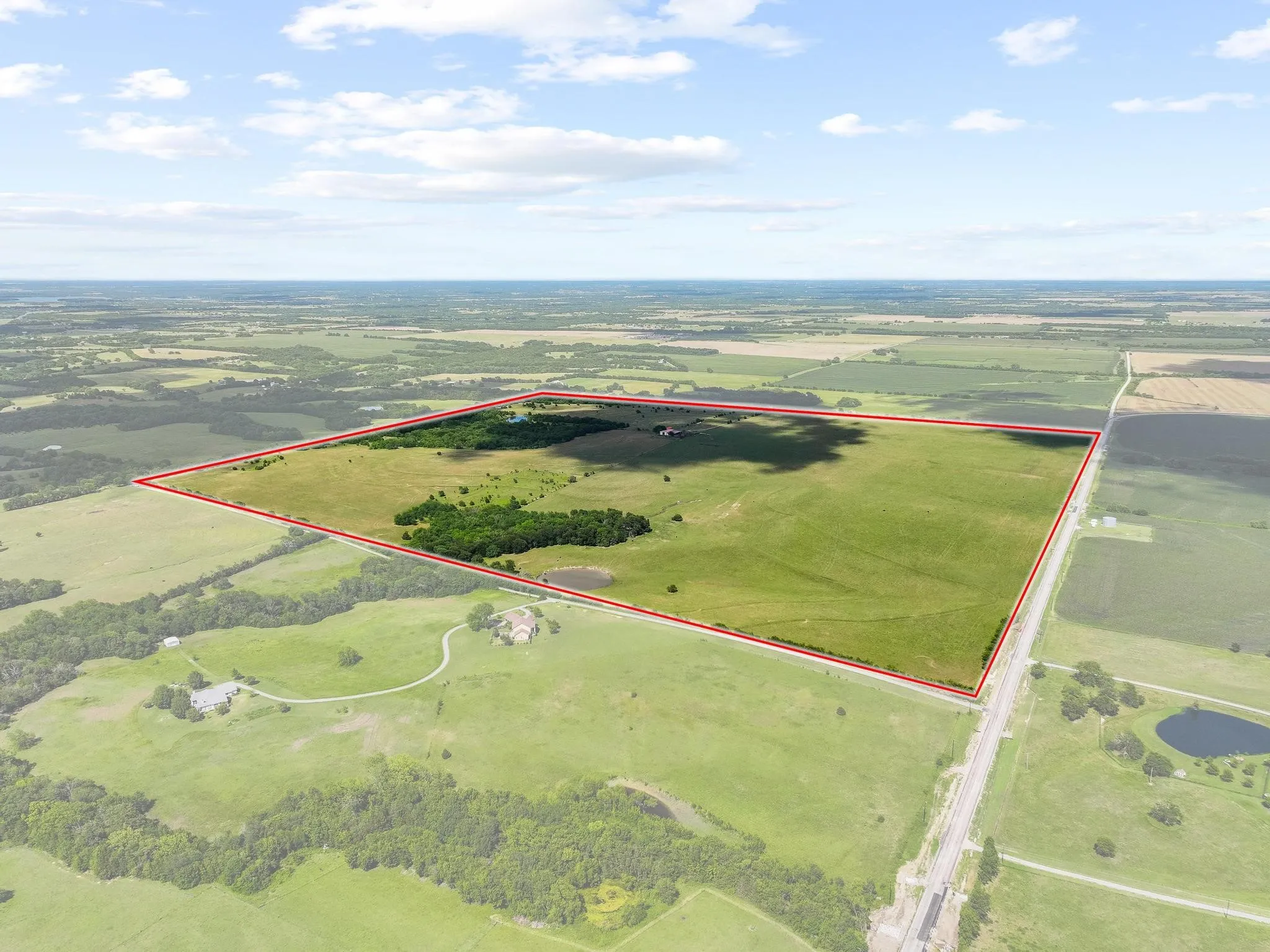 Ranch For Sale in Grayson County , 0000 FM 697, Whitewright, Texas 75491, 0, 0, Garage spaces, 0 Sqft, built in 0, Price $6,800,000, mls#21297532, Real Estate Agent in Whitewright, Homes For Sale in Grayson county, Homes For Sale in Whitewright, Realtor in Whitewright Texas, Real Estate Brokerage Independent Realty Texas, Luminita Cordes Realtor