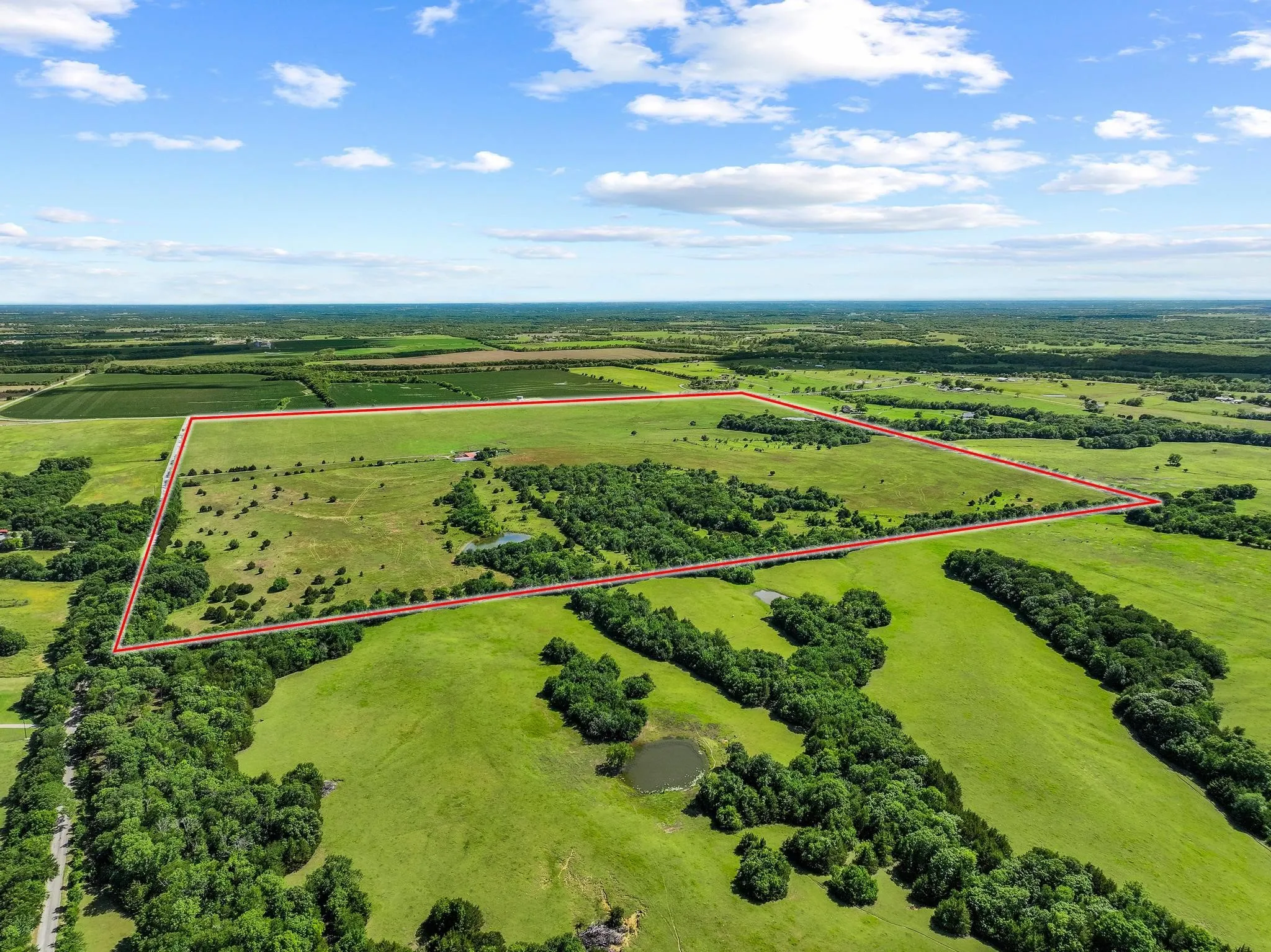 Ranch For Sale in Grayson County , 0000 FM 697, Whitewright, Texas 75491, 0, 0, Garage spaces, 0 Sqft, built in 0, Price $6,800,000, mls#21297532, Real Estate Agent in Whitewright, Homes For Sale in Grayson county, Homes For Sale in Whitewright, Realtor in Whitewright Texas, Real Estate Brokerage Independent Realty Texas, Luminita Cordes Realtor