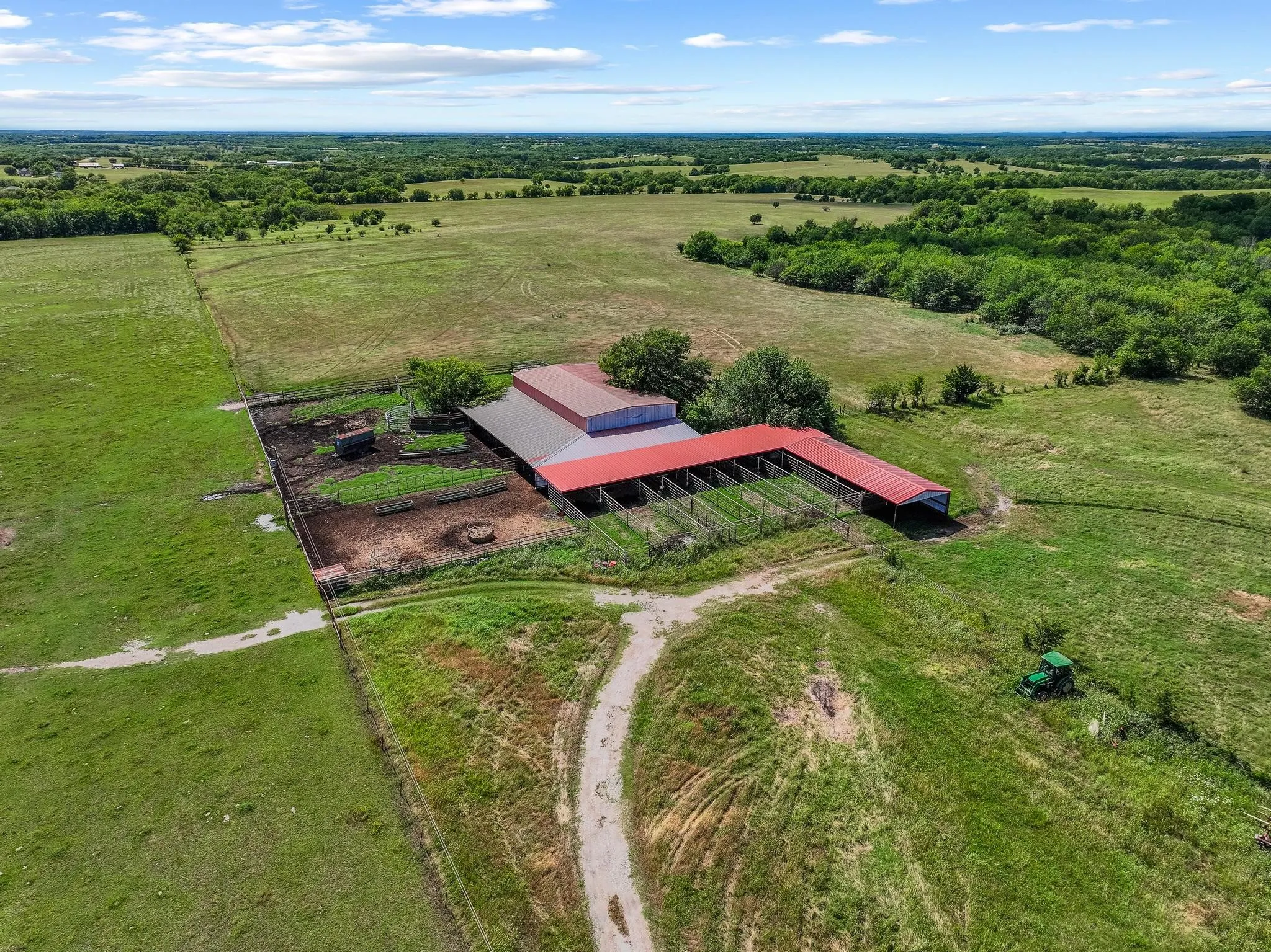 Ranch For Sale in Grayson County , 0000 FM 697, Whitewright, Texas 75491, 0, 0, Garage spaces, 0 Sqft, built in 0, Price $6,800,000, mls#21297532, Real Estate Agent in Whitewright, Homes For Sale in Grayson county, Homes For Sale in Whitewright, Realtor in Whitewright Texas, Real Estate Brokerage Independent Realty Texas, Luminita Cordes Realtor