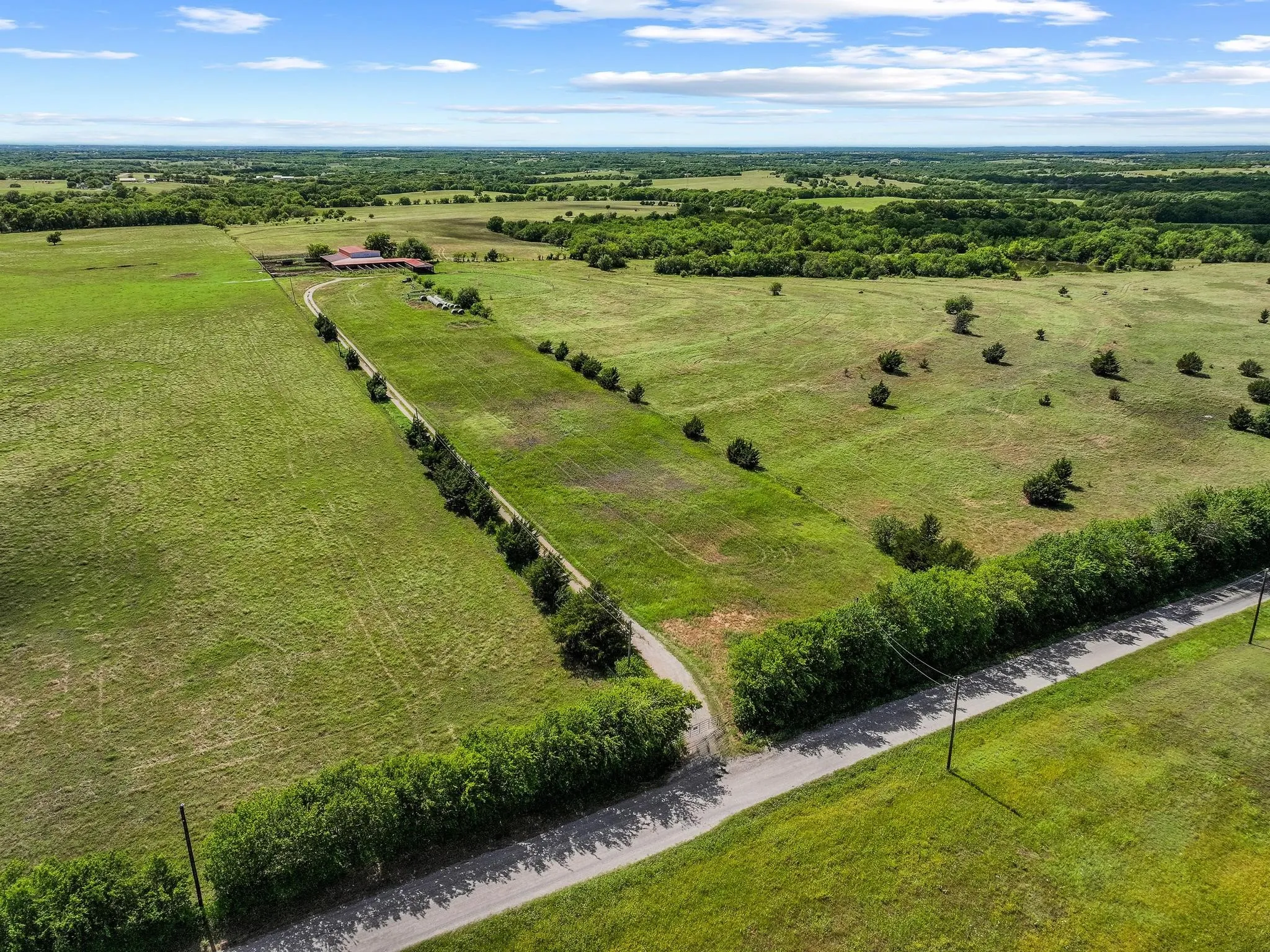 Ranch For Sale in Grayson County , 0000 FM 697, Whitewright, Texas 75491, 0, 0, Garage spaces, 0 Sqft, built in 0, Price $6,800,000, mls#21297532, Real Estate Agent in Whitewright, Homes For Sale in Grayson county, Homes For Sale in Whitewright, Realtor in Whitewright Texas, Real Estate Brokerage Independent Realty Texas, Luminita Cordes Realtor