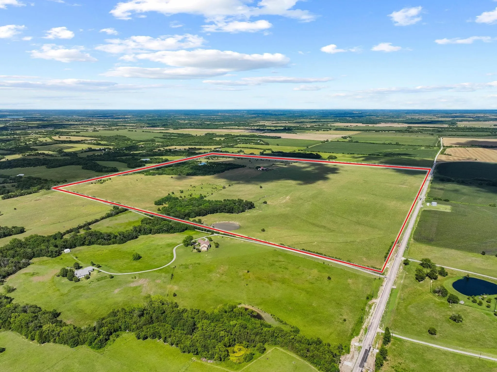 Ranch For Sale in Grayson County , 0000 FM 697, Whitewright, Texas 75491, 0, 0, Garage spaces, 0 Sqft, built in 0, Price $6,800,000, mls#21297532, Real Estate Agent in Whitewright, Homes For Sale in Grayson county, Homes For Sale in Whitewright, Realtor in Whitewright Texas, Real Estate Brokerage Independent Realty Texas, Luminita Cordes Realtor
