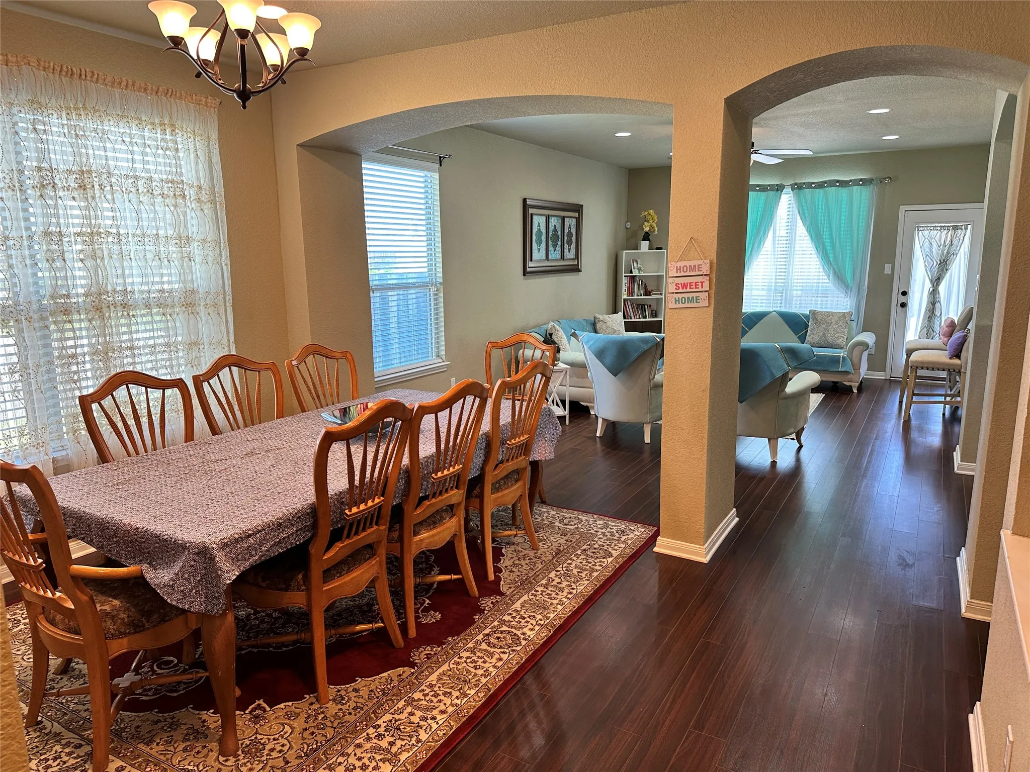 Single Family Residence For Sale in Mc Lennan County , 10809 Aurora Drive, Waco, Texas 76708, 4 Bedroom, 4 Bathroom, 2 Garage spaces, 2,783 Sqft, built in 2014, mls#21285077, Real Estate Agent in Waco, Homes For Sale in Mc Lennan county, Homes For Sale in Waco, Realtor in Waco Texas, Real Estate Brokerage Independent Realty Texas, Luminita Cordes Realtor