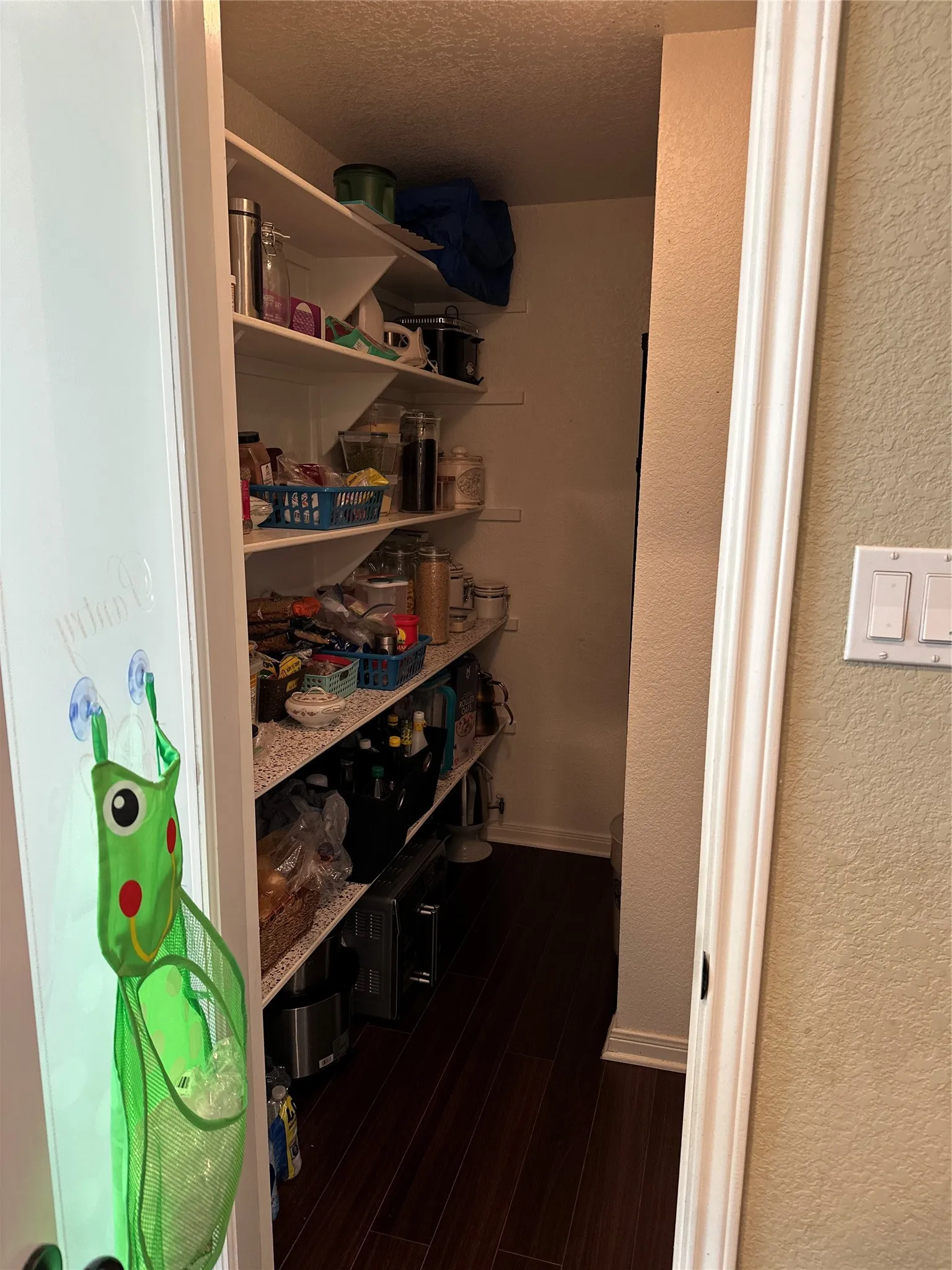 Single Family Residence For Sale in Mc Lennan County , 10809 Aurora Drive, Waco, Texas 76708, 4 Bedroom, 4 Bathroom, 2 Garage spaces, 2,783 Sqft, built in 2014, mls#21285077, Real Estate Agent in Waco, Homes For Sale in Mc Lennan county, Homes For Sale in Waco, Realtor in Waco Texas, Real Estate Brokerage Independent Realty Texas, Luminita Cordes Realtor
