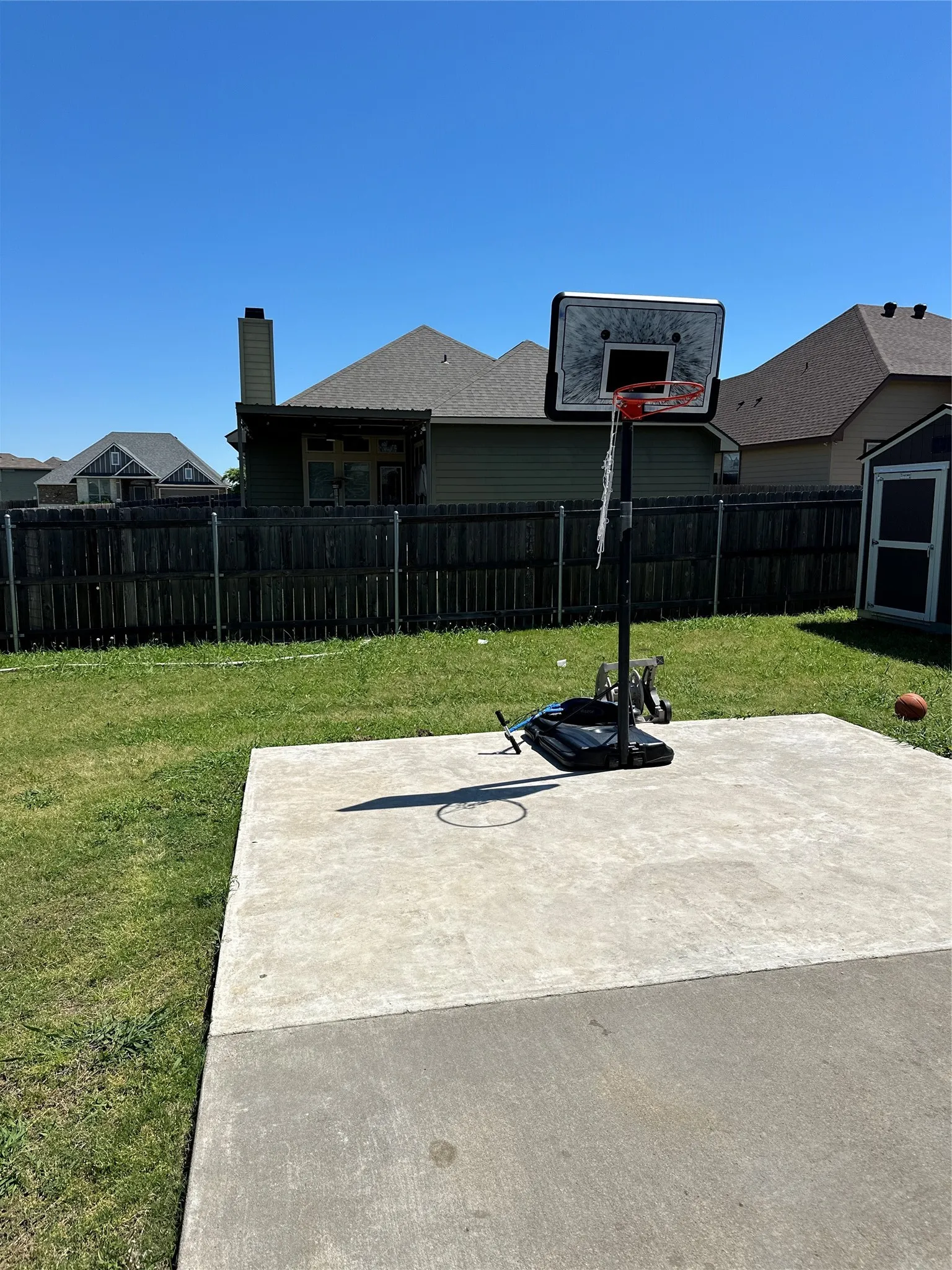 Single Family Residence For Sale in Mc Lennan County , 10809 Aurora Drive, Waco, Texas 76708, 4 Bedroom, 4 Bathroom, 2 Garage spaces, 2,783 Sqft, built in 2014, mls#21285077, Real Estate Agent in Waco, Homes For Sale in Mc Lennan county, Homes For Sale in Waco, Realtor in Waco Texas, Real Estate Brokerage Independent Realty Texas, Luminita Cordes Realtor