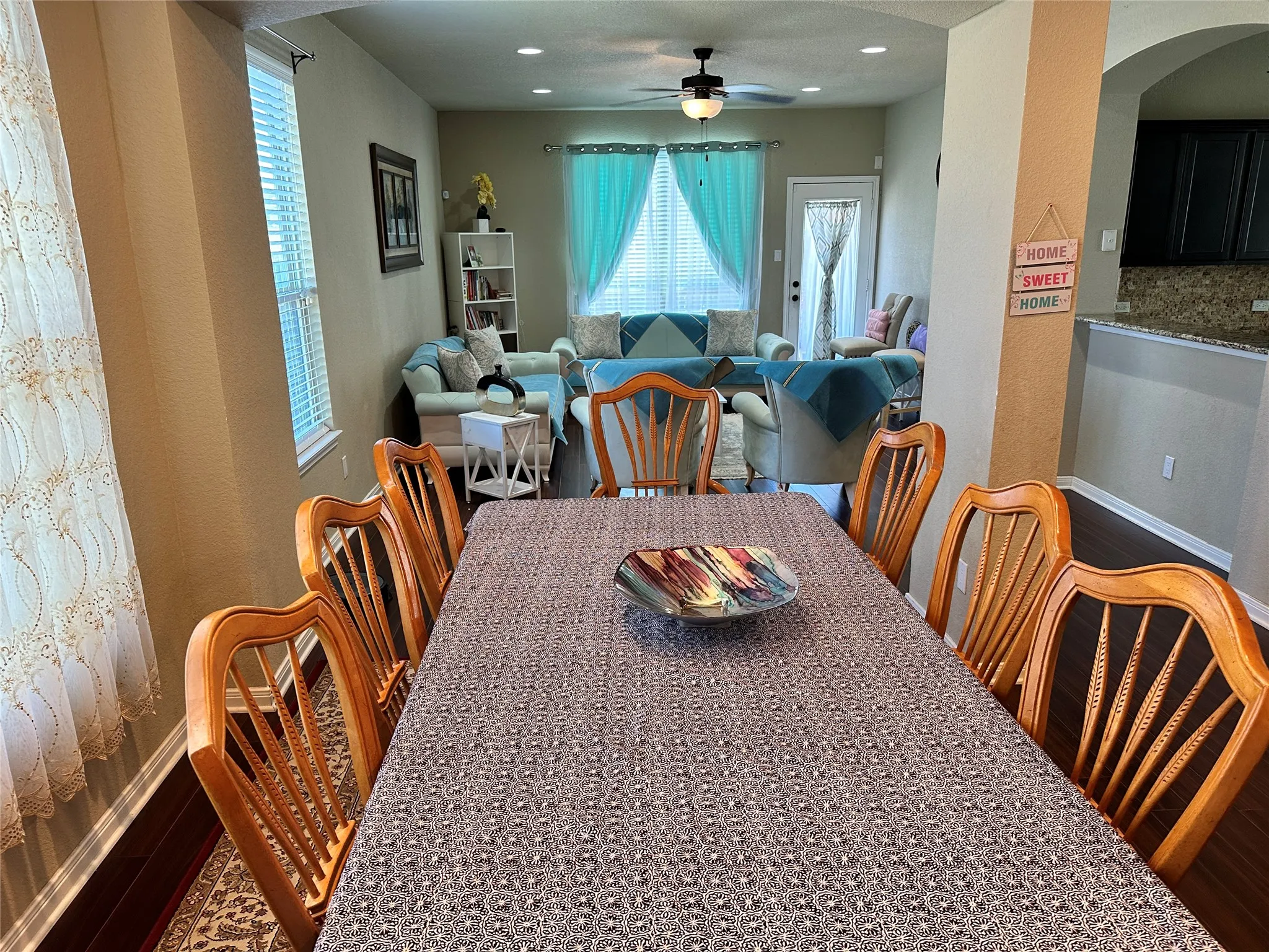 Single Family Residence For Sale in Mc Lennan County , 10809 Aurora Drive, Waco, Texas 76708, 4 Bedroom, 4 Bathroom, 2 Garage spaces, 2,783 Sqft, built in 2014, mls#21285077, Real Estate Agent in Waco, Homes For Sale in Mc Lennan county, Homes For Sale in Waco, Realtor in Waco Texas, Real Estate Brokerage Independent Realty Texas, Luminita Cordes Realtor