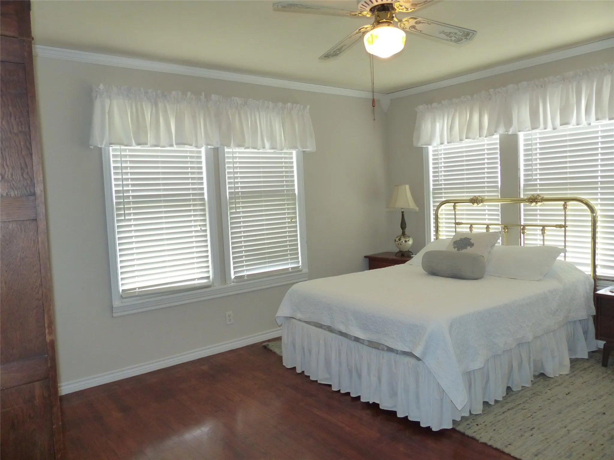 Single Family Residence For Sale in Mc Culloch County , 1801 Pine, Brady, Texas 76825, 3 Bedrooms, 2 Bathrooms, Garage spaces, 1,979 Sqft, built in 1965, Price $199,000, mls#21296286, Real Estate Agent in Brady, Homes For Sale in Mc Culloch county, Homes For Sale in Brady, Realtor in Brady Texas, Real Estate Brokerage Independent Realty Texas, Luminita Cordes Realtor