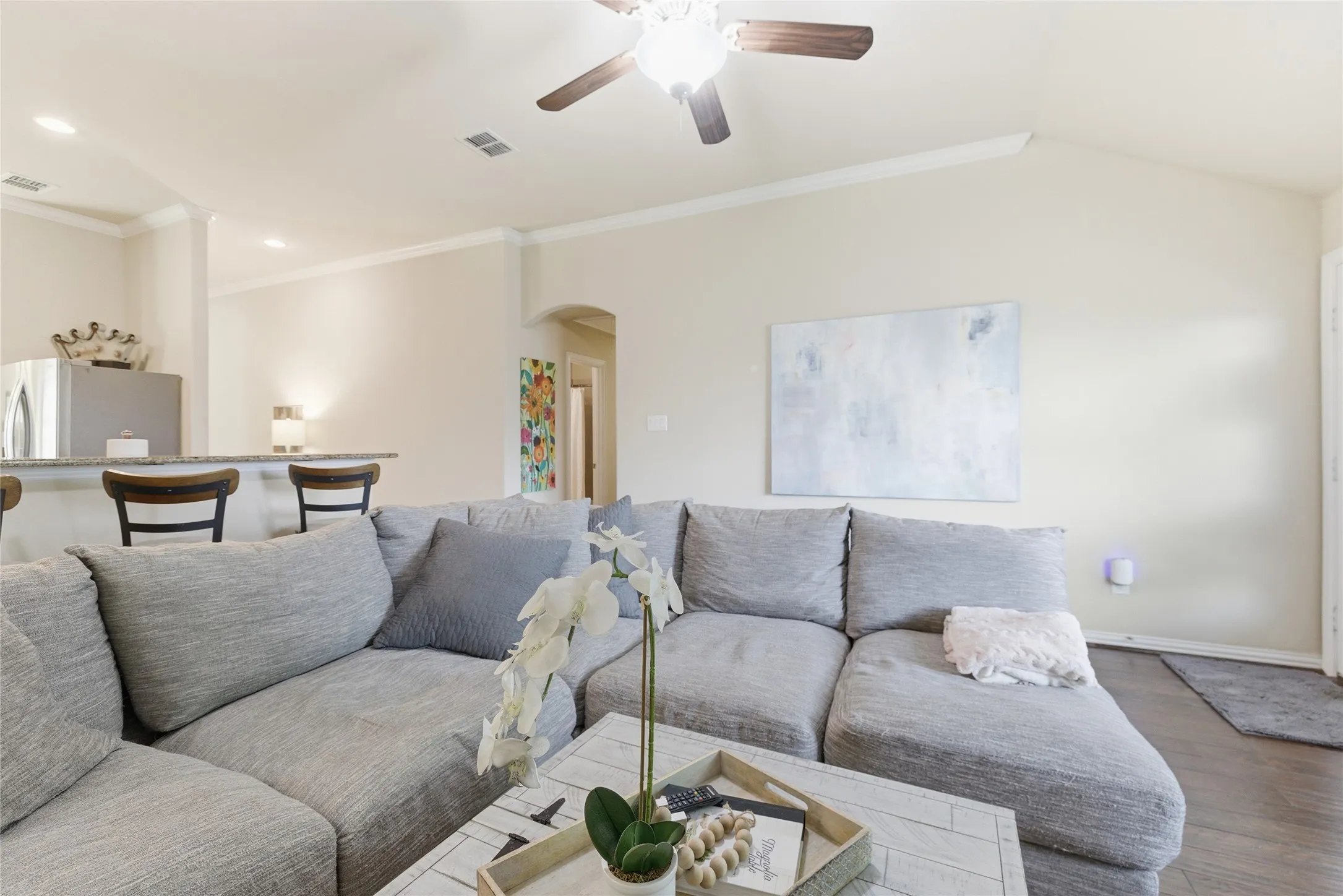 Single Family Residence For Sale in Johnson County , 800 Silverthorne Drive, Burleson, Texas 76028, 4 Bedroom, 2 Bathroom, 2 Garage spaces, 2,084 Sqft, built in 2013, mls#21288035, Real Estate Agent in Burleson, Homes For Sale in Johnson county, Homes For Sale in Burleson, Realtor in Burleson Texas, Real Estate Brokerage Independent Realty Texas, Luminita Cordes Realtor