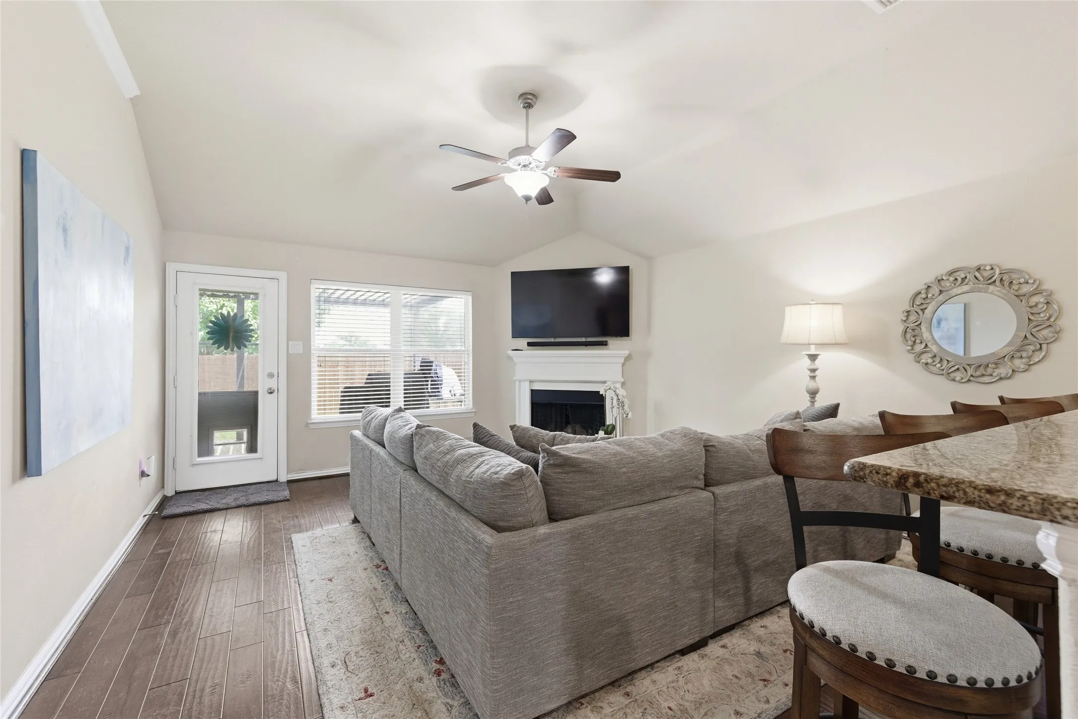Single Family Residence For Sale in Johnson County , 800 Silverthorne Drive, Burleson, Texas 76028, 4 Bedroom, 2 Bathroom, 2 Garage spaces, 2,084 Sqft, built in 2013, mls#21288035, Real Estate Agent in Burleson, Homes For Sale in Johnson county, Homes For Sale in Burleson, Realtor in Burleson Texas, Real Estate Brokerage Independent Realty Texas, Luminita Cordes Realtor