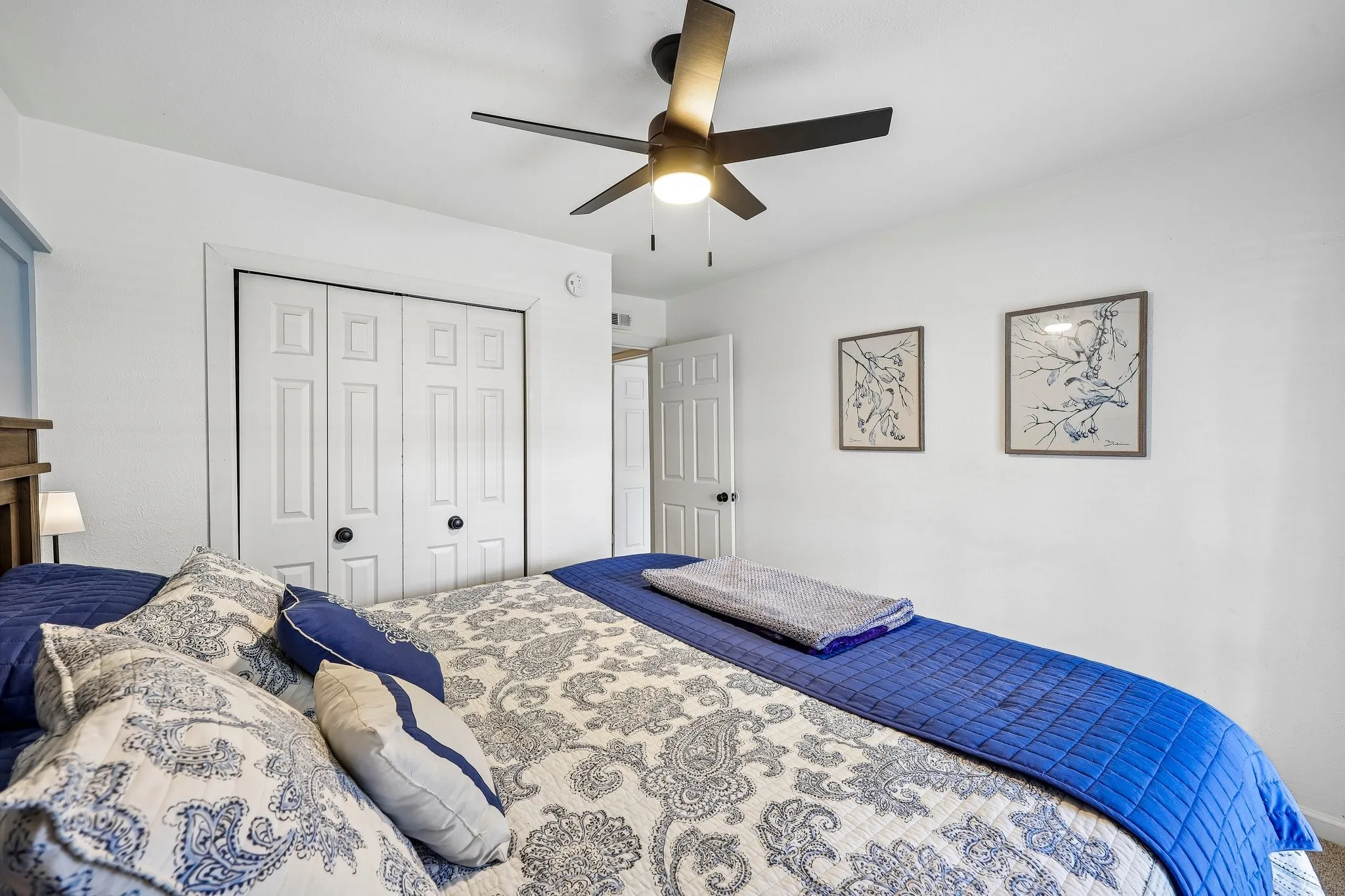 Single Family Residence For Sale in Denton County , 2927 Winterberry Drive, Carrollton, Texas 75007, 3 Bedroom, 2 Bathroom, 2 Garage spaces, 1,930 Sqft, built in 1977, mls#21261646, Real Estate Agent in Carrollton, Homes For Sale in Denton county, Homes For Sale in Carrollton, Realtor in Carrollton Texas, Real Estate Brokerage Independent Realty Texas, Luminita Cordes Realtor
