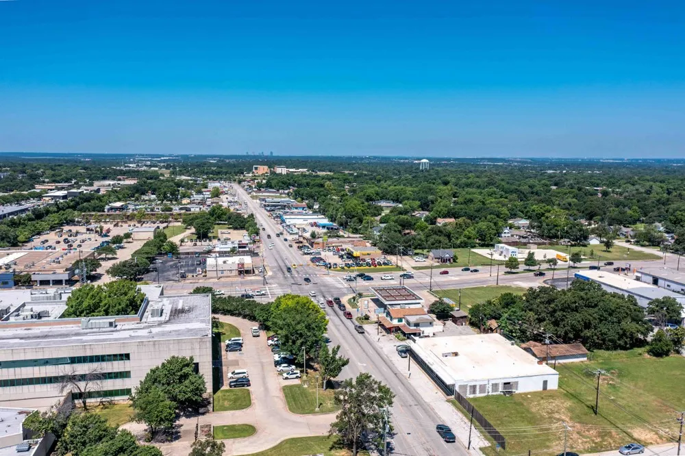 Business For Sale in Tarrant County , 721 W Division Street, Arlington, Texas 76012, 0, 0, Garage spaces, 0 Sqft, built in 1963, Price $550,000, mls#21296618, Real Estate Agent in Arlington, Homes For Sale in Tarrant county, Homes For Sale in Arlington, Realtor in Arlington Texas, Real Estate Brokerage Independent Realty Texas, Luminita Cordes Realtor