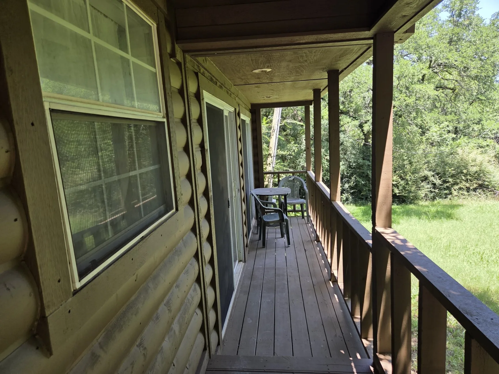 Single Family Residence For Sale in Grayson County , 150 Dover Drive, Gordonville, Texas 76245, 1 Bedroom, 1 Bathroom, 2 Garage spaces, 1,000 Sqft, built in 2008, mls#21297598, Real Estate Agent in Gordonville, Homes For Sale in Grayson county, Homes For Sale in Gordonville, Realtor in Gordonville Texas, Real Estate Brokerage Independent Realty Texas, Luminita Cordes Realtor