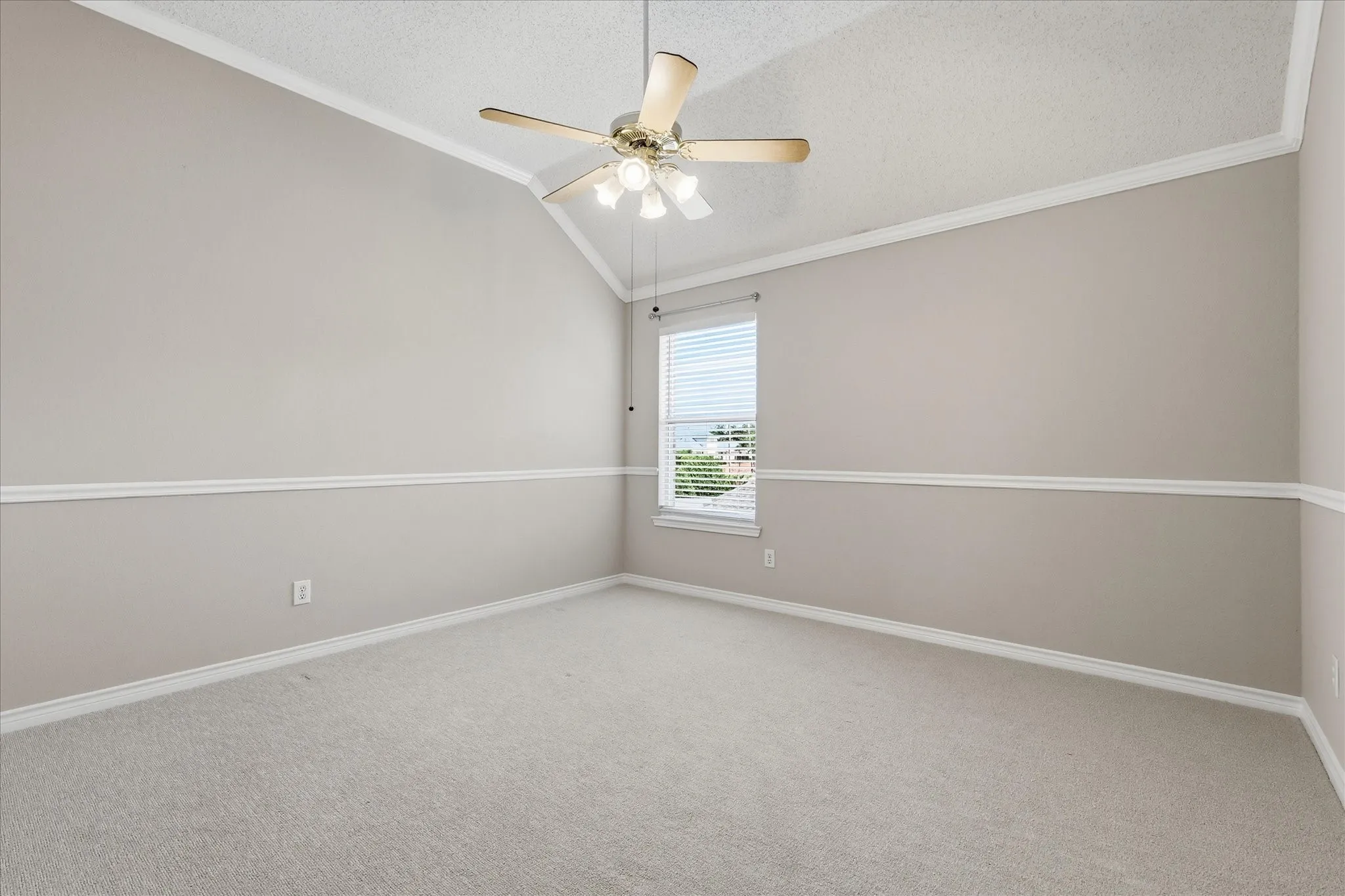 #2 Bedroom Upstairs