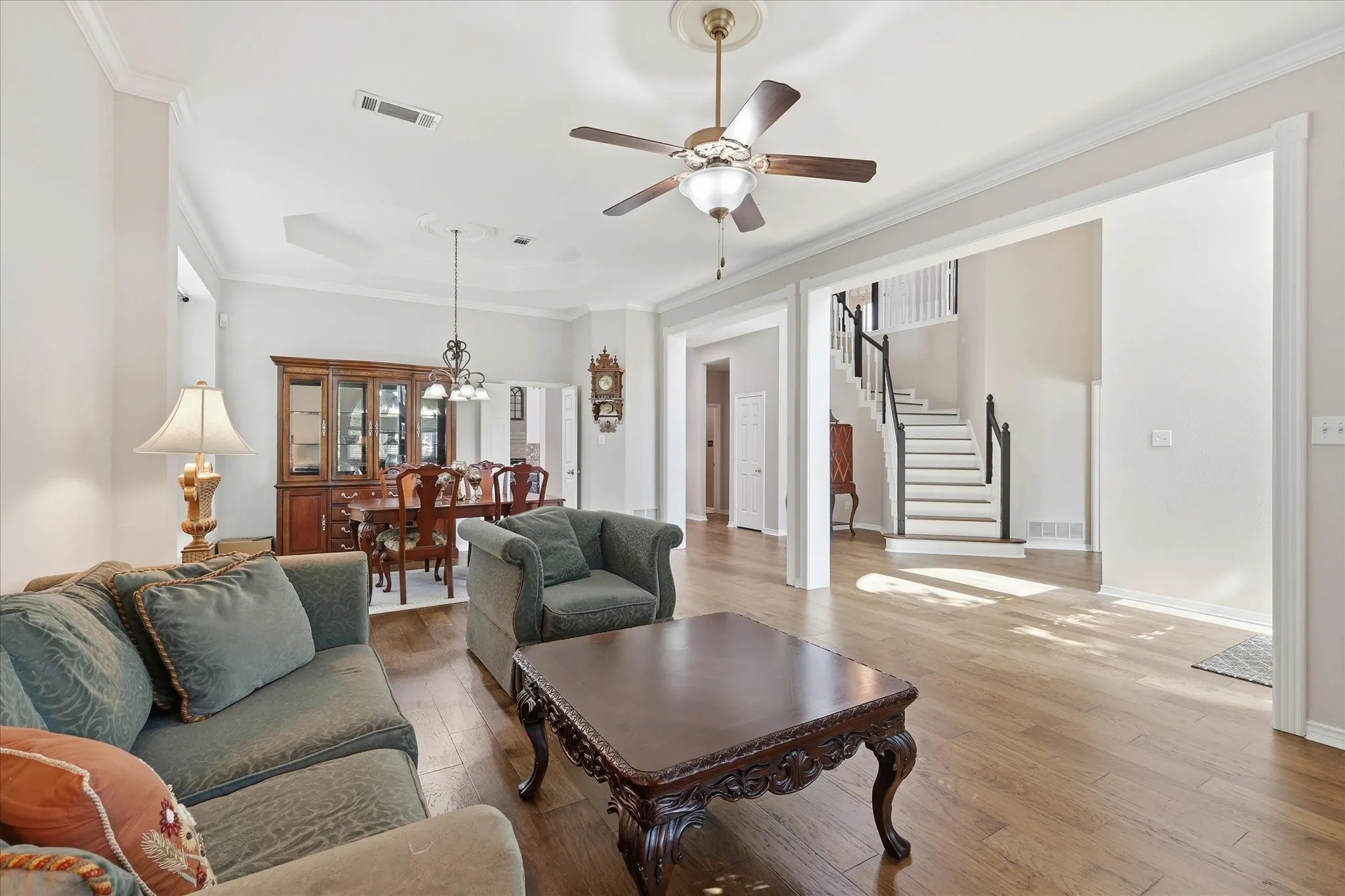 Single Family Residence For Sale in Denton County , 3207 Willow Ridge Trail, Carrollton, Texas 75007, 4 Bedroom, 4 Bathroom, 2 Garage spaces, 4,090 Sqft, built in 1991, mls#21288090, Real Estate Agent in Carrollton, Homes For Sale in Denton county, Homes For Sale in Carrollton, Realtor in Carrollton Texas, Real Estate Brokerage Independent Realty Texas, Luminita Cordes Realtor
