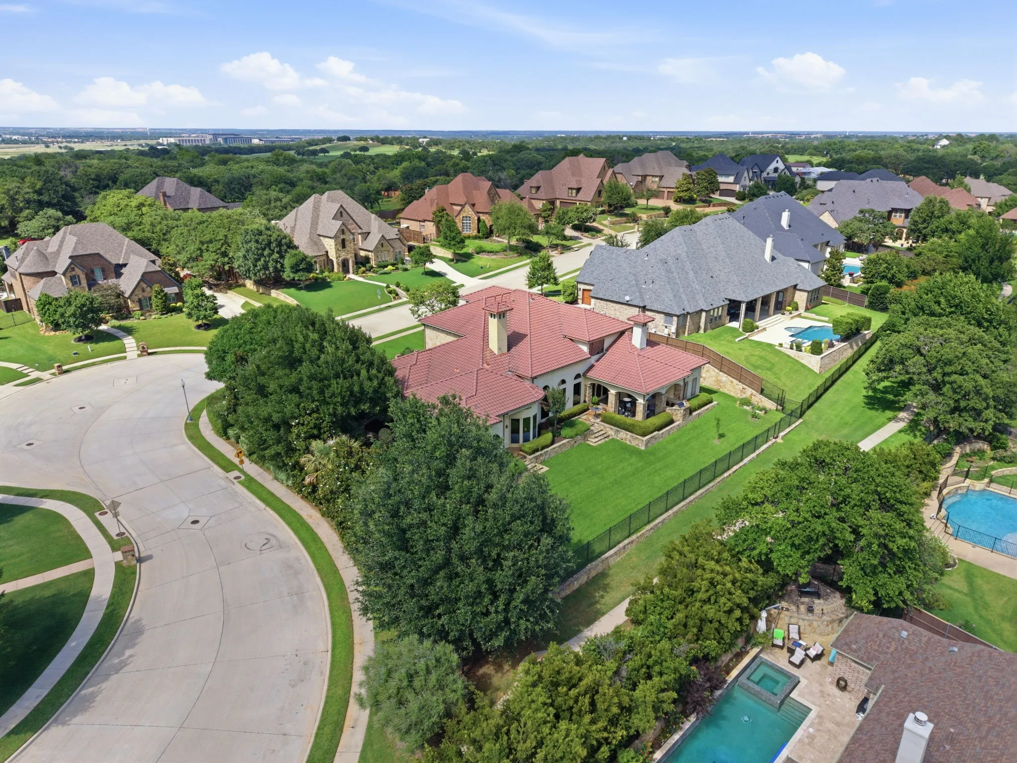 Single Family Residence For Sale in Tarrant County , 1100 Tuscany Terrace, Keller, Texas 76262, 5 Bedroom, 6 Bathroom, 4 Garage spaces, 5,827 Sqft, built in 2006, mls#21294557, Real Estate Agent in Keller, Homes For Sale in Tarrant county, Homes For Sale in Keller, Realtor in Keller Texas, Real Estate Brokerage Independent Realty Texas, Luminita Cordes Realtor