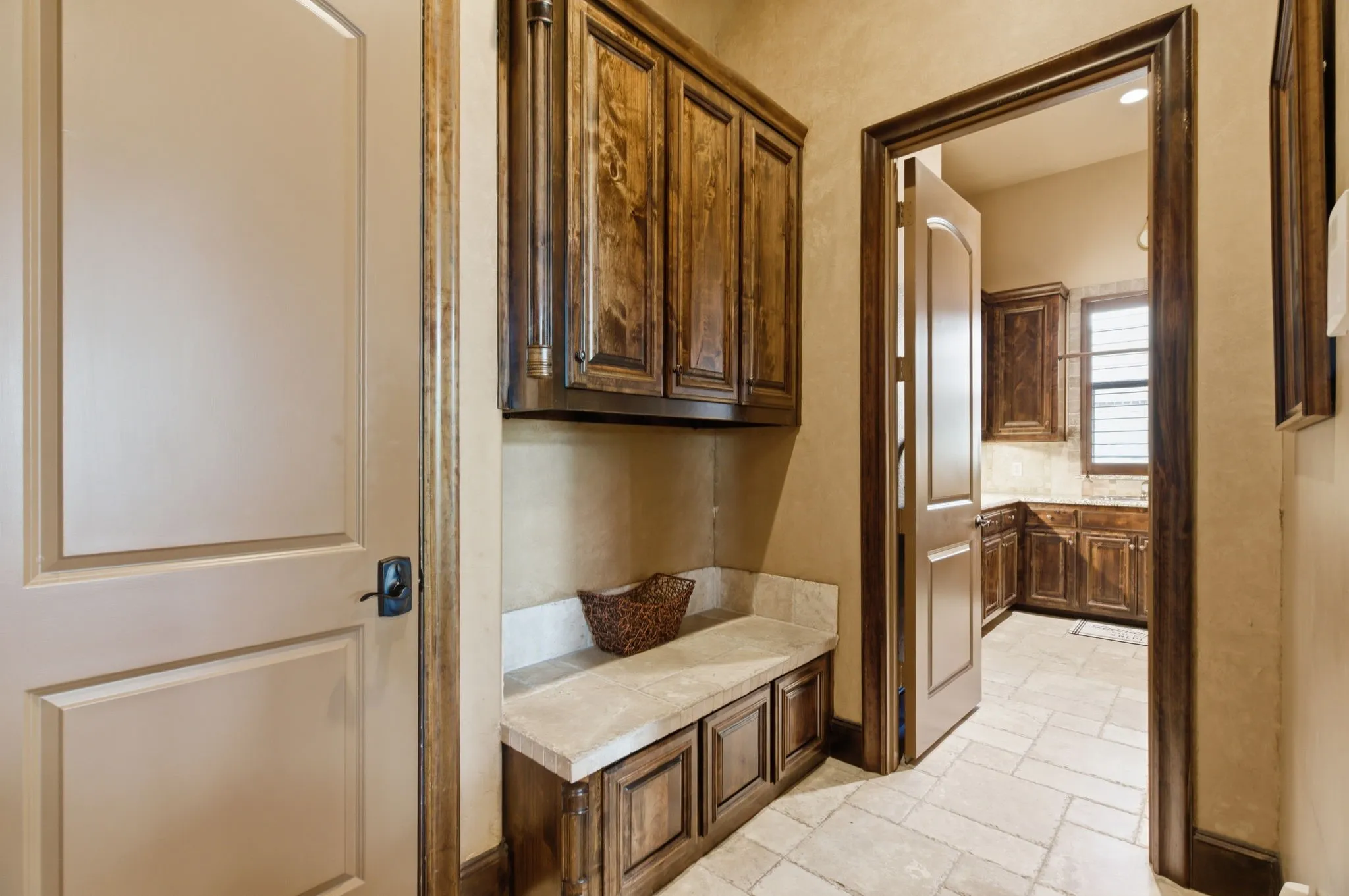 Single Family Residence For Sale in Tarrant County , 1100 Tuscany Terrace, Keller, Texas 76262, 5 Bedroom, 6 Bathroom, 4 Garage spaces, 5,827 Sqft, built in 2006, mls#21294557, Real Estate Agent in Keller, Homes For Sale in Tarrant county, Homes For Sale in Keller, Realtor in Keller Texas, Real Estate Brokerage Independent Realty Texas, Luminita Cordes Realtor