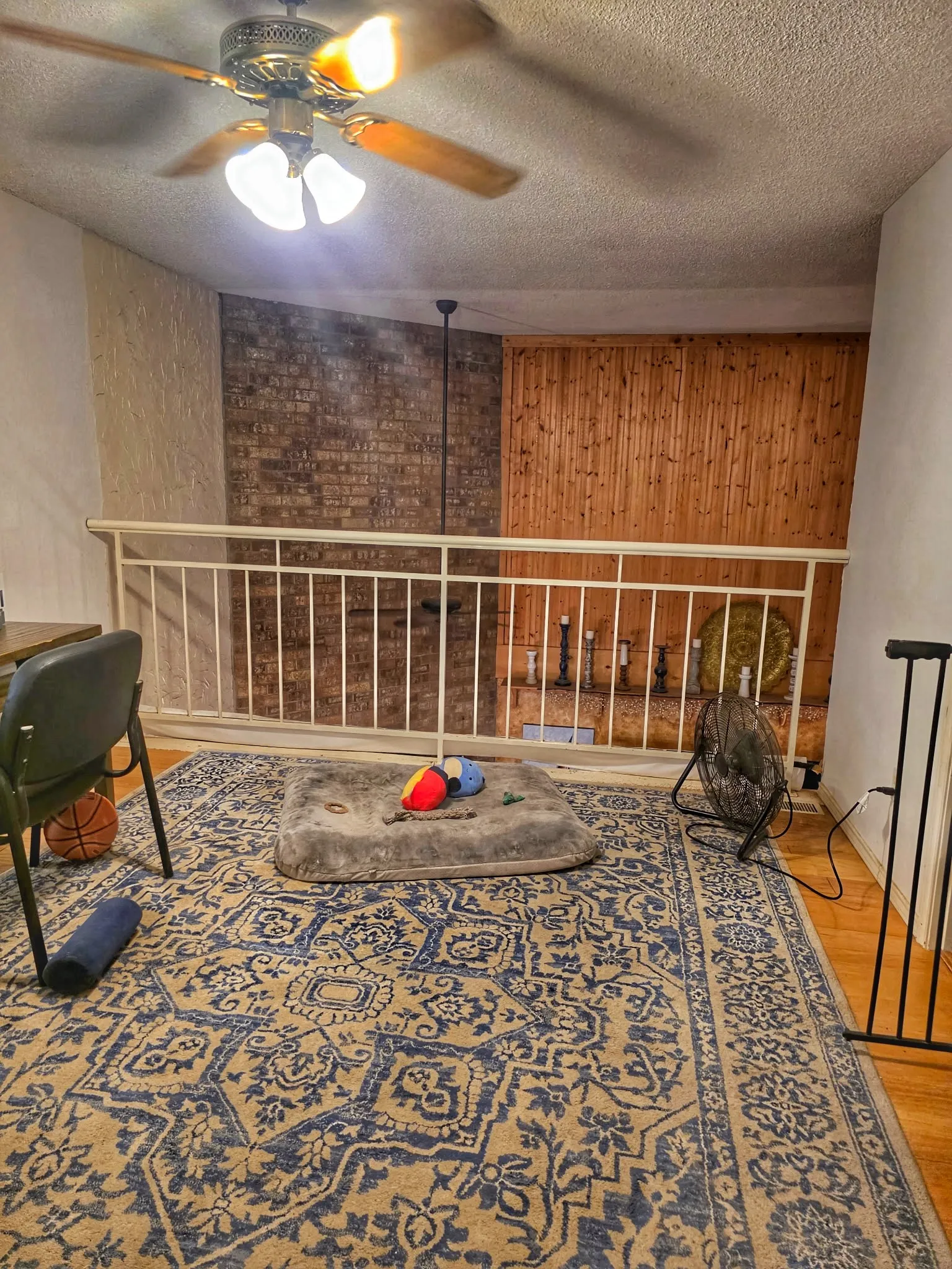 Single Family Residence For Sale in Tarrant County , 88 Morrow Drive, Bedford, Texas 76021, 2 Bedroom, 2 Bathroom, 2 Garage spaces, 1,554 Sqft, built in 1984, mls#21295701, Real Estate Agent in Bedford, Homes For Sale in Tarrant county, Homes For Sale in Bedford, Realtor in Bedford Texas, Real Estate Brokerage Independent Realty Texas, Luminita Cordes Realtor