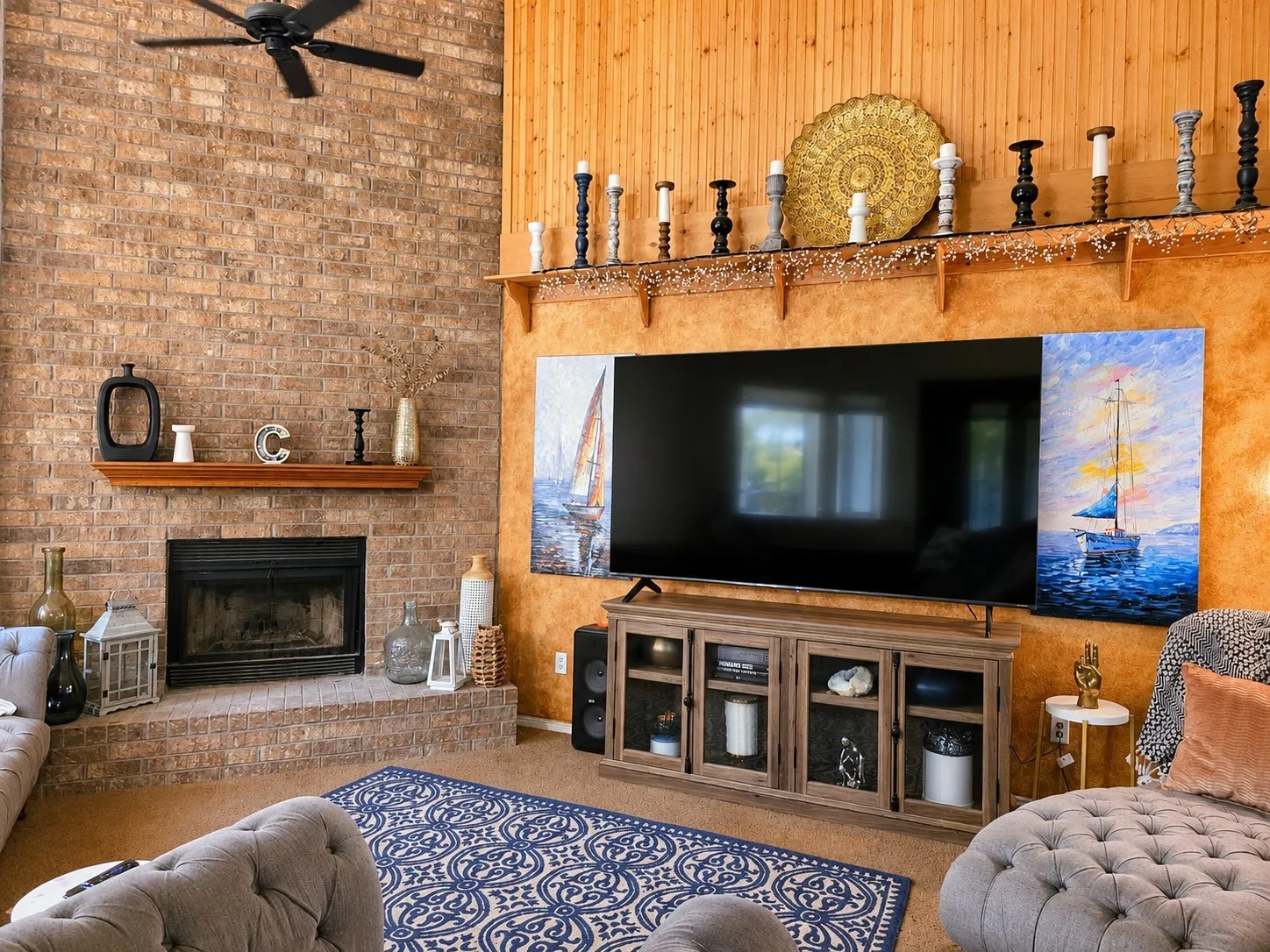 Single Family Residence For Sale in Tarrant County , 88 Morrow Drive, Bedford, Texas 76021, 2 Bedroom, 2 Bathroom, 2 Garage spaces, 1,554 Sqft, built in 1984, mls#21295701, Real Estate Agent in Bedford, Homes For Sale in Tarrant county, Homes For Sale in Bedford, Realtor in Bedford Texas, Real Estate Brokerage Independent Realty Texas, Luminita Cordes Realtor