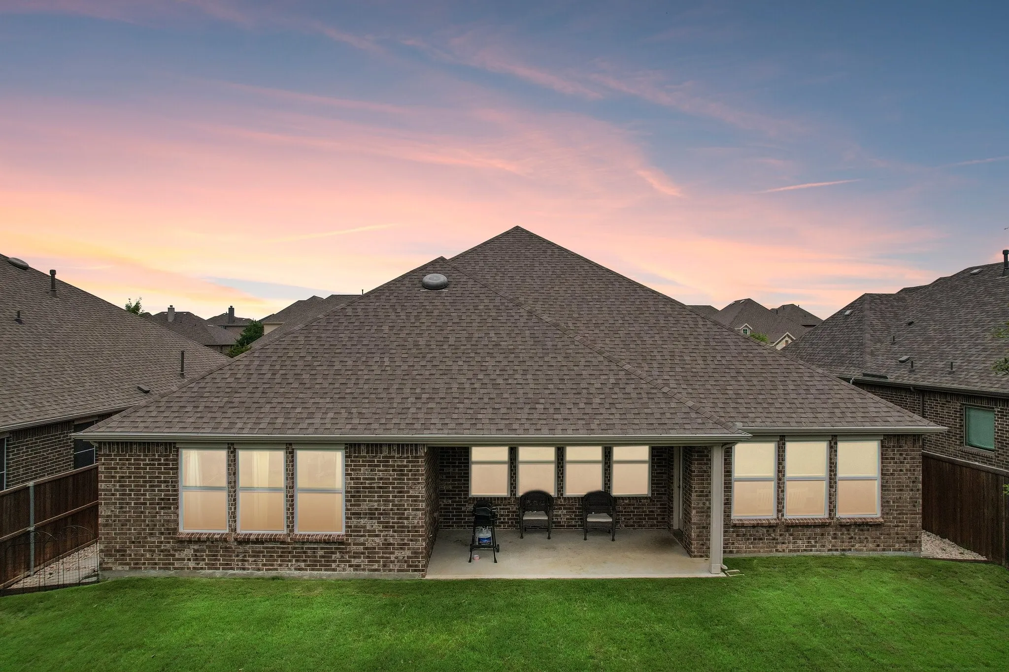 Single Family Residence For Sale in Johnson County , 2603 Wallingford Drive, Mansfield, Texas 76084, 5 Bedroom, 3 Bathroom, 2 Garage spaces, 2,587 Sqft, built in 2019, mls#21287827, Real Estate Agent in Mansfield, Homes For Sale in Johnson county, Homes For Sale in Mansfield, Realtor in Mansfield Texas, Real Estate Brokerage Independent Realty Texas, Luminita Cordes Realtor