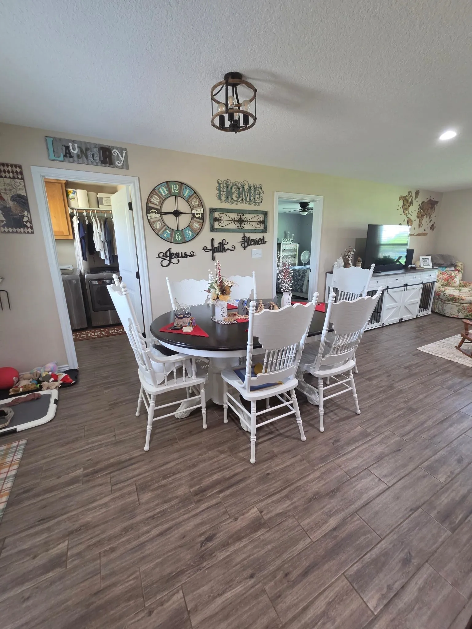 Single Family Residence For Sale in Parker County , 511 Erwin Road, Poolville, Texas 76487, 3 Bedroom, 2 Bathroom, Garage spaces, 1,400 Sqft, built in 2021, mls#21297628, Real Estate Agent in Poolville, Homes For Sale in Parker county, Homes For Sale in Poolville, Realtor in Poolville Texas, Real Estate Brokerage Independent Realty Texas, Luminita Cordes Realtor
