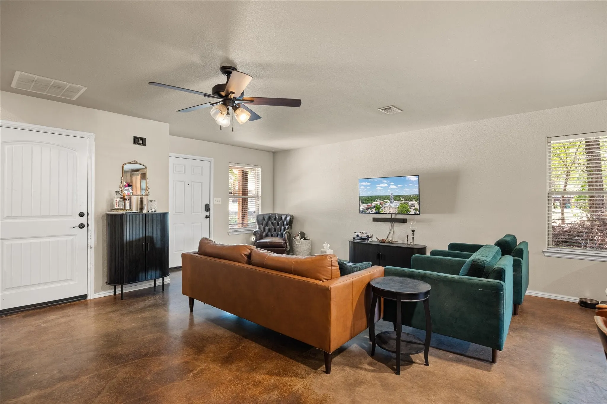 Townhouse For Sale in Hood County , 403 W 5th Street, Tolar, Texas 76476, 6 Bedrooms, 4 Bathrooms, 2 Garage spaces, 3,117 Sqft, built in 2018, Price $549,000, mls#21293959, Real Estate Agent in Tolar, Homes For Sale in Hood county, Homes For Sale in Tolar, Realtor in Tolar Texas, Real Estate Brokerage Independent Realty Texas, Luminita Cordes Realtor
