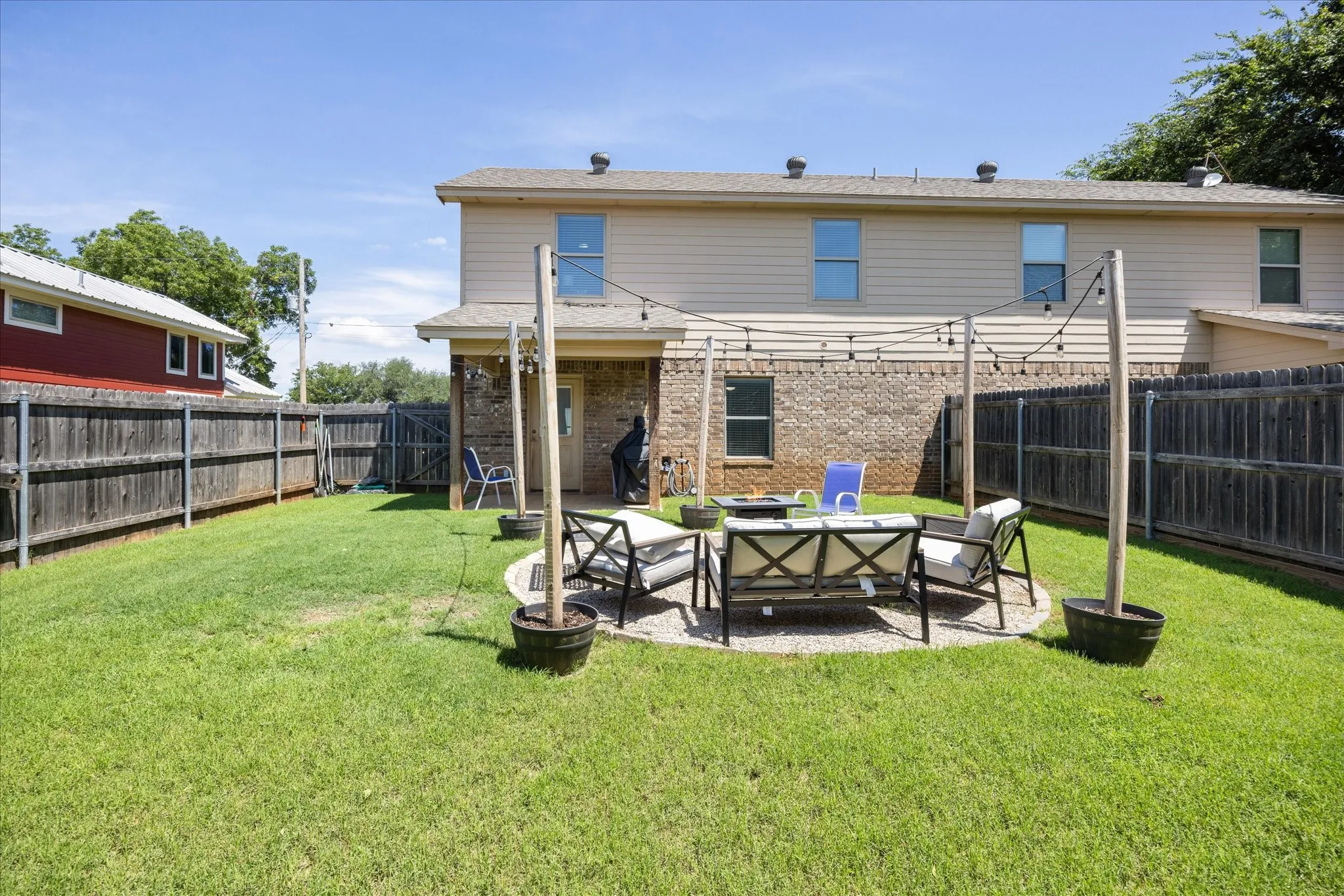 Townhouse For Sale in Hood County , 403 W 5th Street, Tolar, Texas 76476, 6 Bedrooms, 4 Bathrooms, 2 Garage spaces, 3,117 Sqft, built in 2018, Price $549,000, mls#21293959, Real Estate Agent in Tolar, Homes For Sale in Hood county, Homes For Sale in Tolar, Realtor in Tolar Texas, Real Estate Brokerage Independent Realty Texas, Luminita Cordes Realtor
