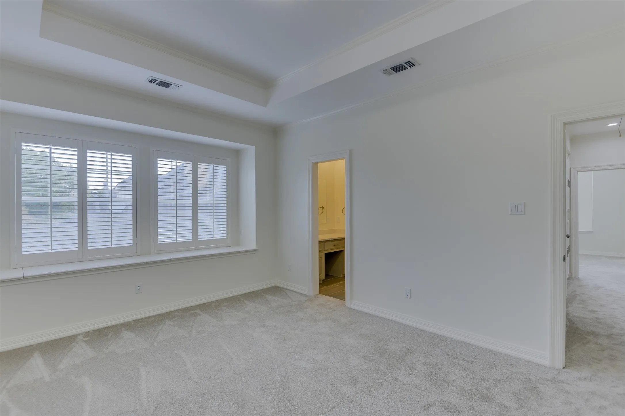 Single Family Residence For Rent in Dallas County , 2121 Shari Lane, Garland, Texas 75043, 5 Bedroom, 6 Bathroom, 3 Garage spaces, 5,656 Sqft, built in 1988, mls#21297642, Real Estate Agent in Garland, Homes For Rent in Dallas county, Homes For Rent in Garland, Realtor in Garland Texas, Real Estate Brokerage Independent Realty Texas, Luminita Cordes Realtor